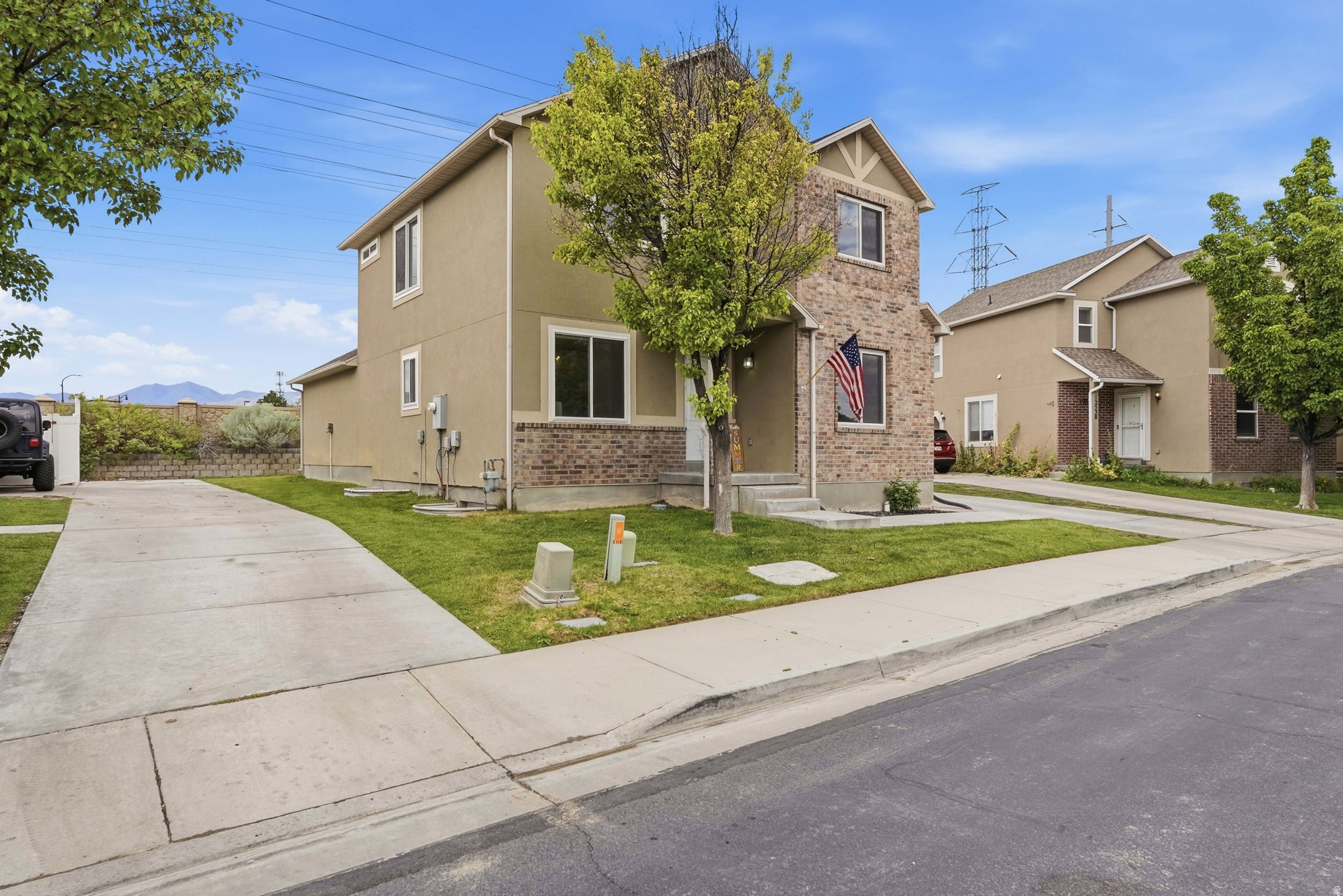 main property photo 4