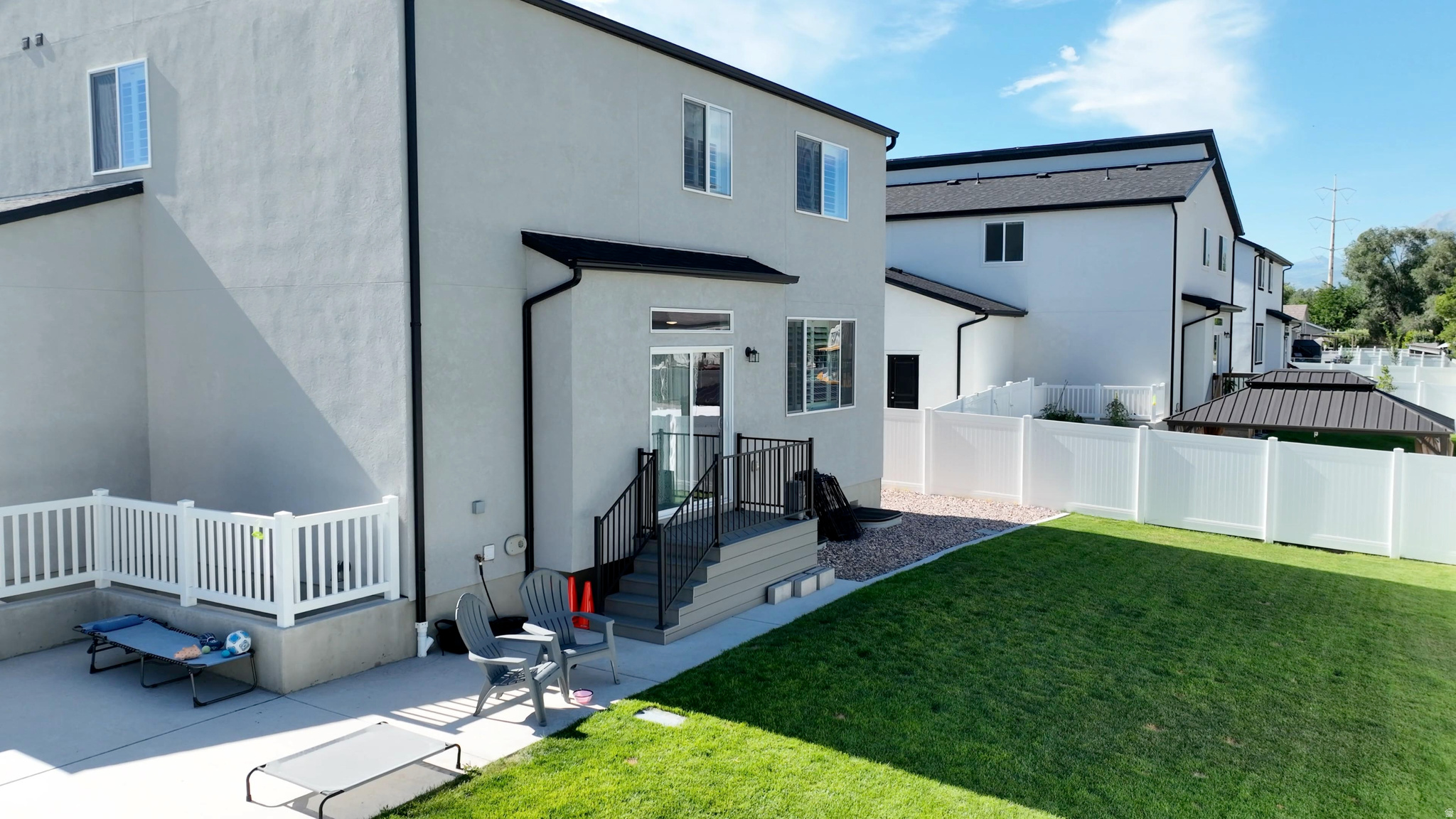 main property photo 49