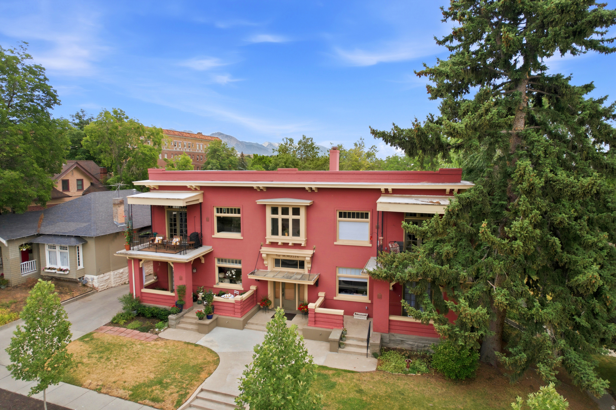 main property photo 25