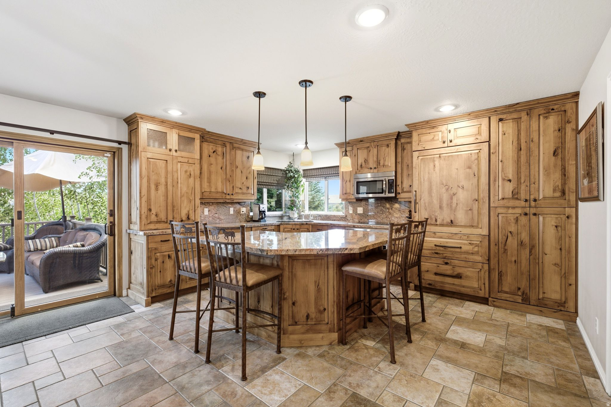 main property photo 12