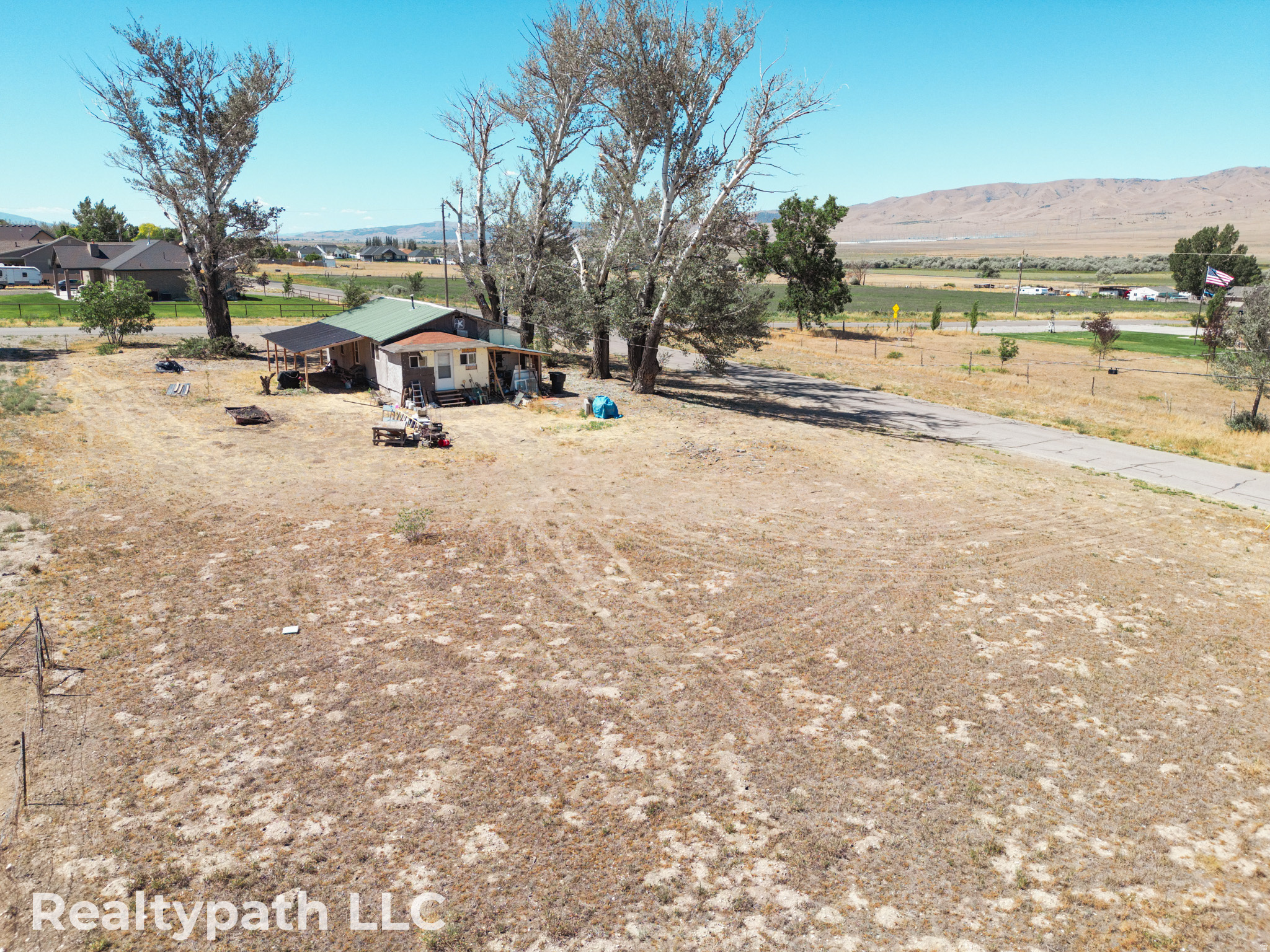 main property photo 2