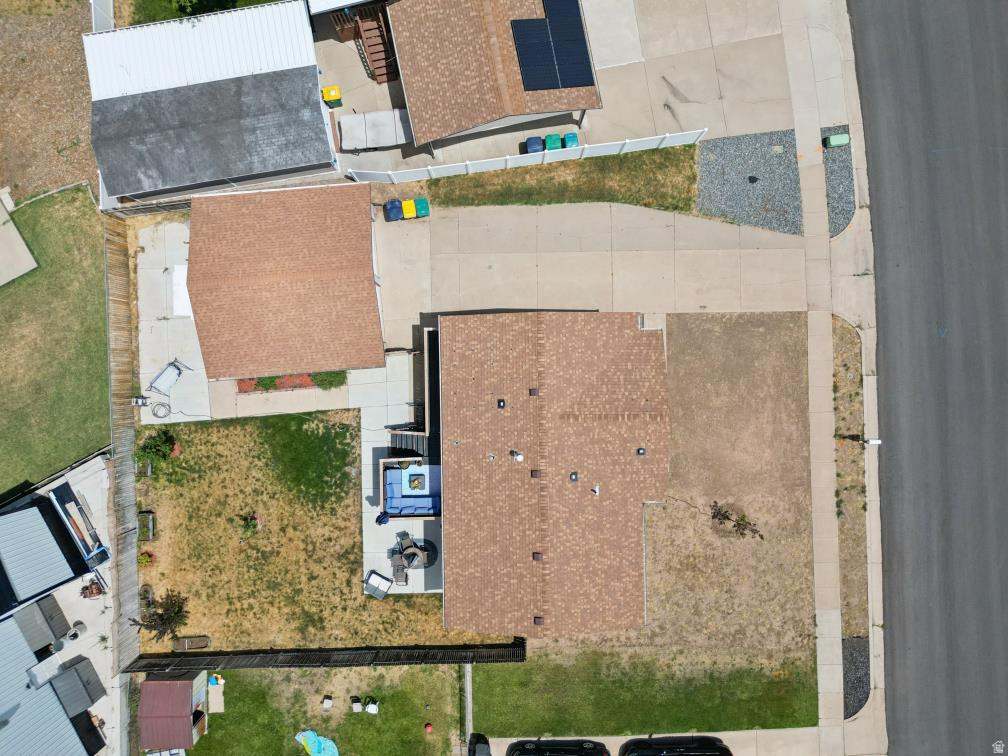 main property photo 38