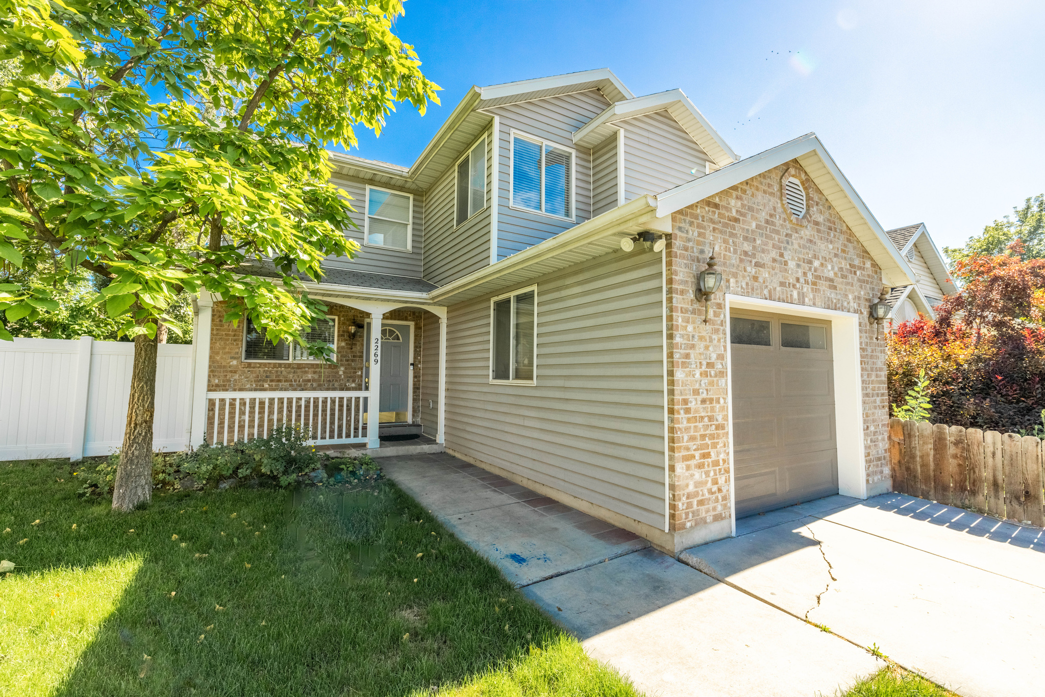 main property photo 18