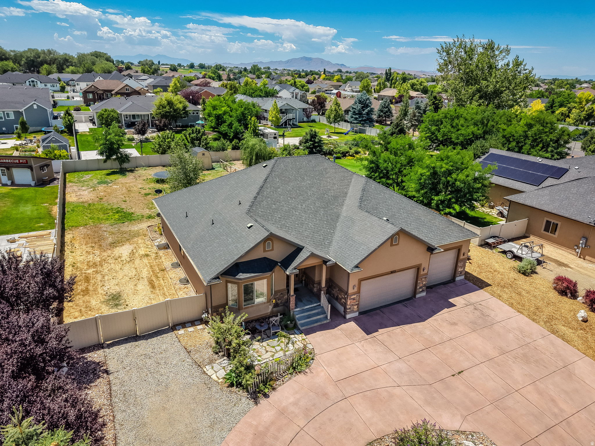 main property photo 52