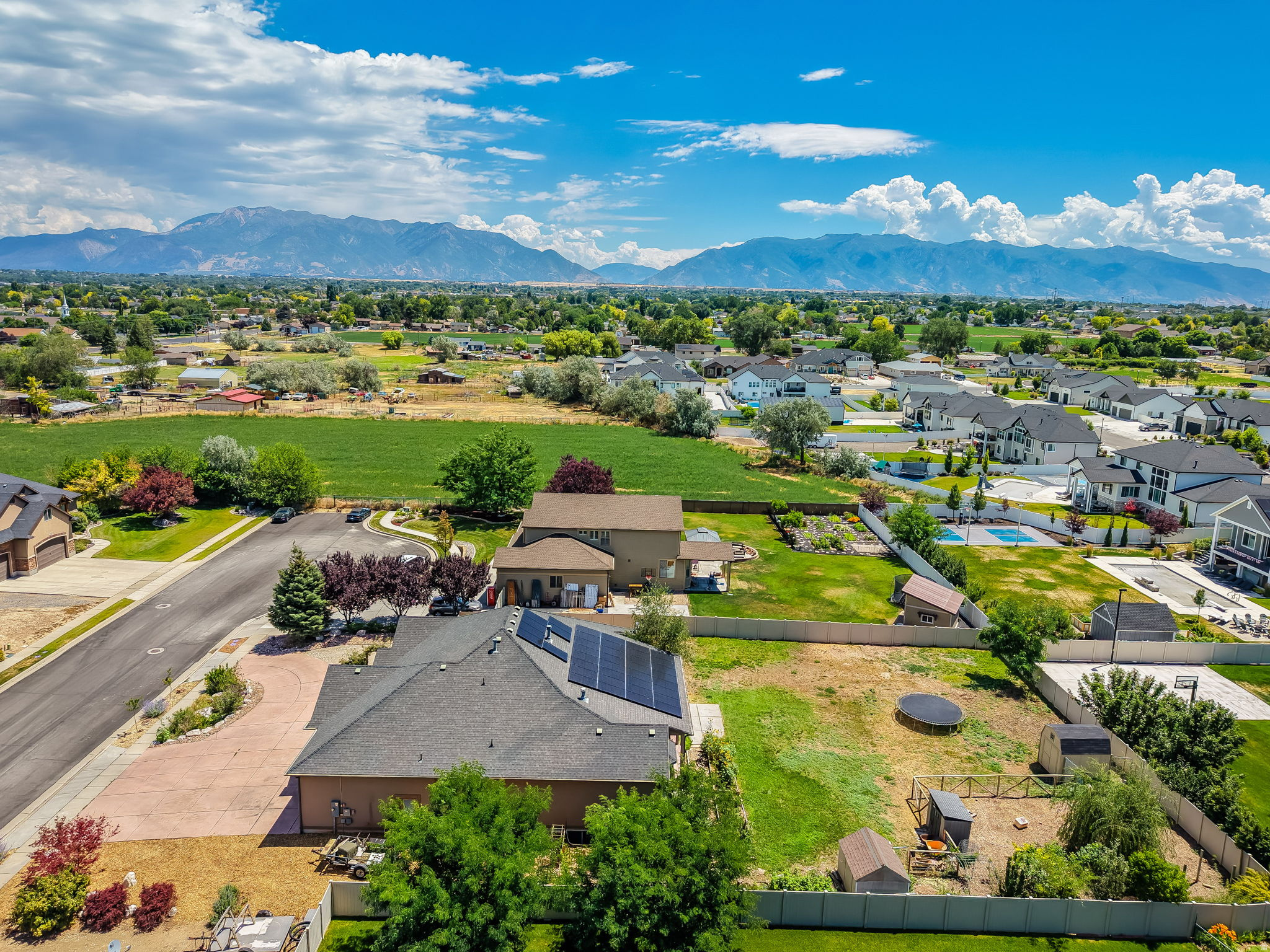 main property photo 59