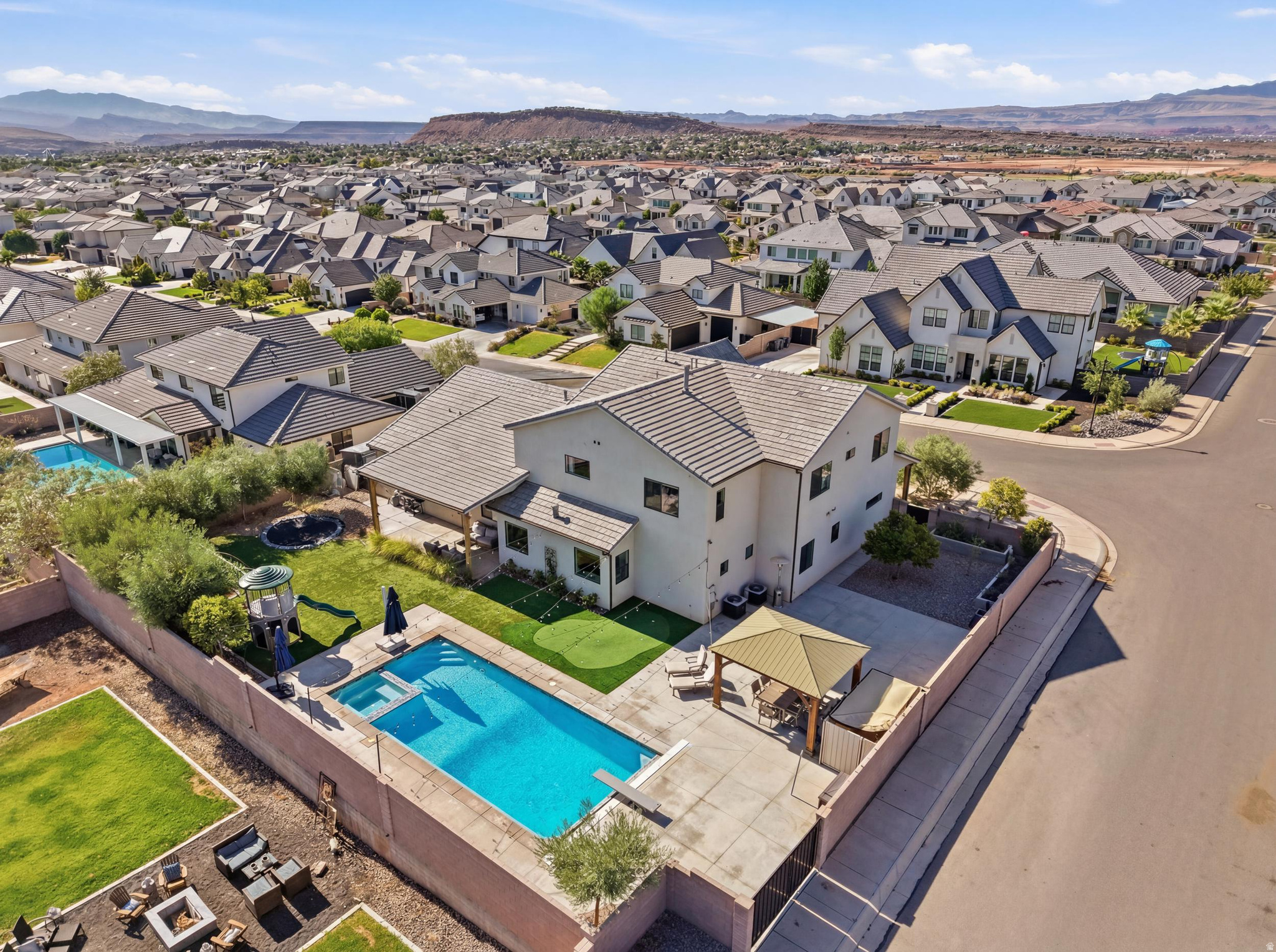 main property photo 74