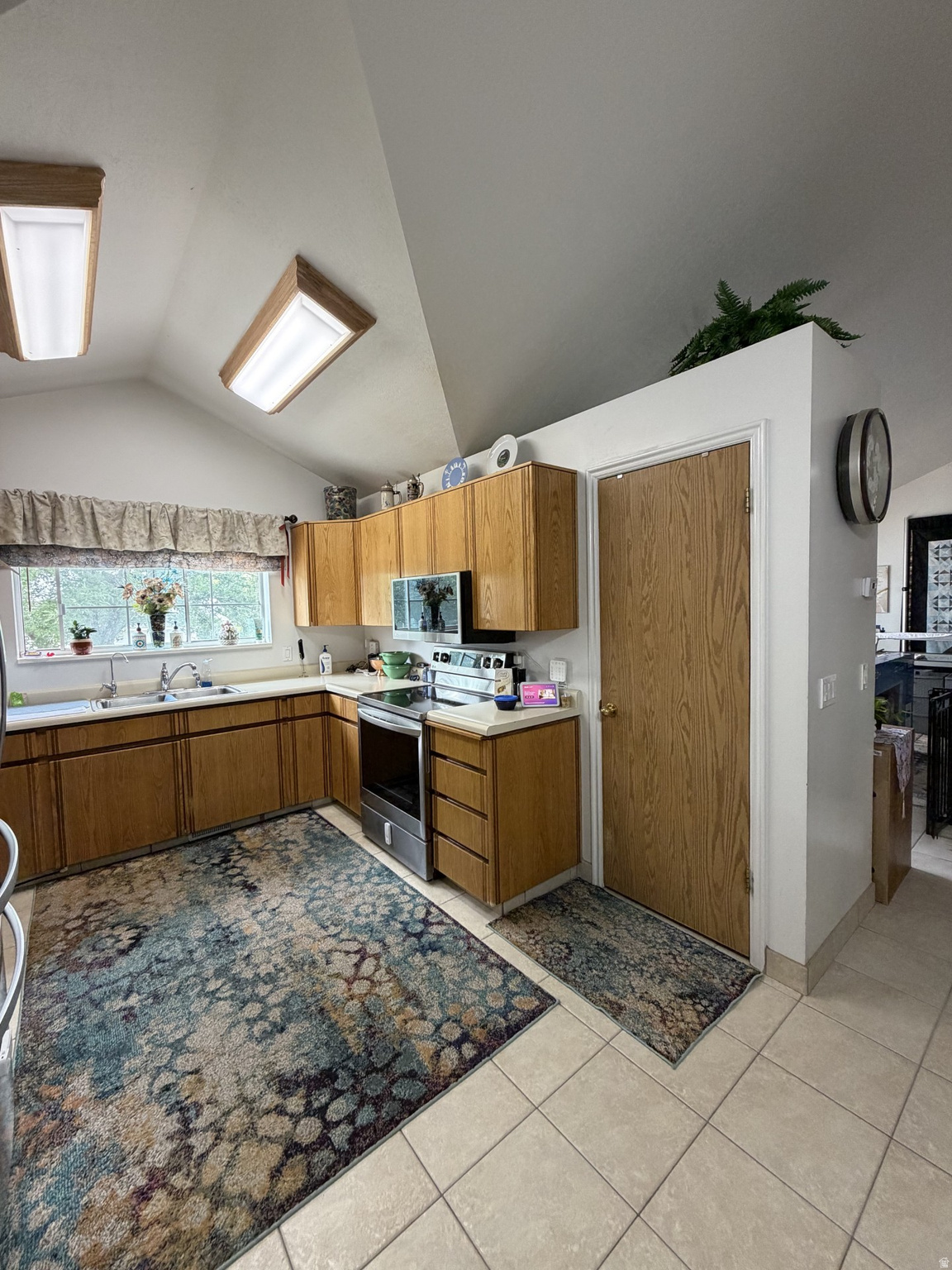 main property photo 3
