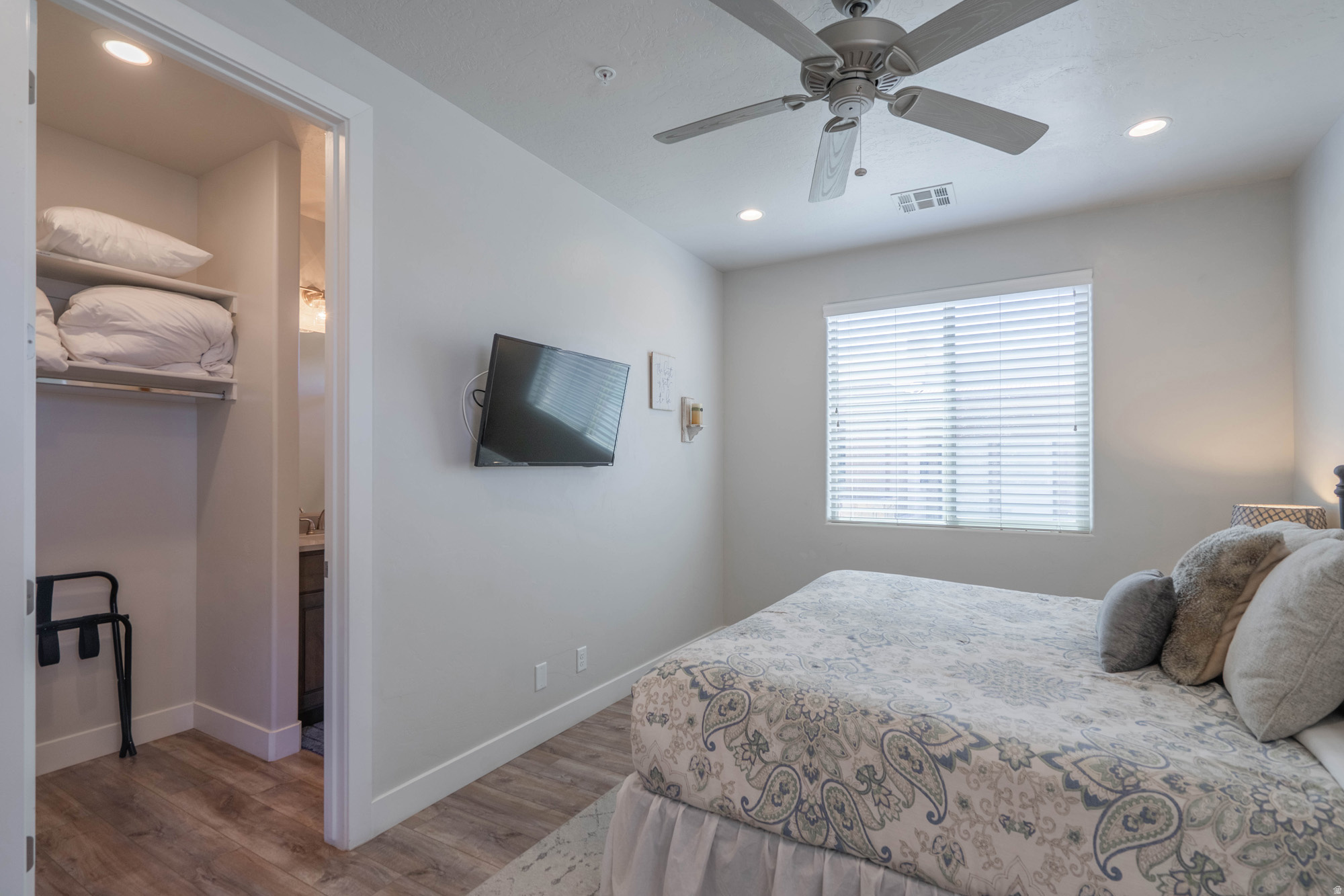 main property photo 74