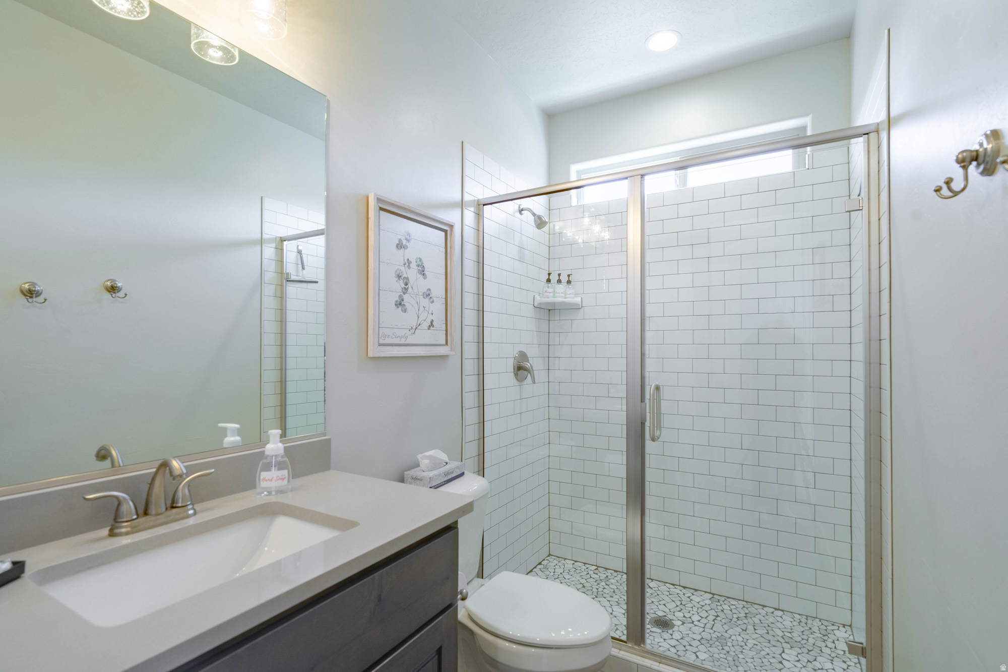 main property photo 78