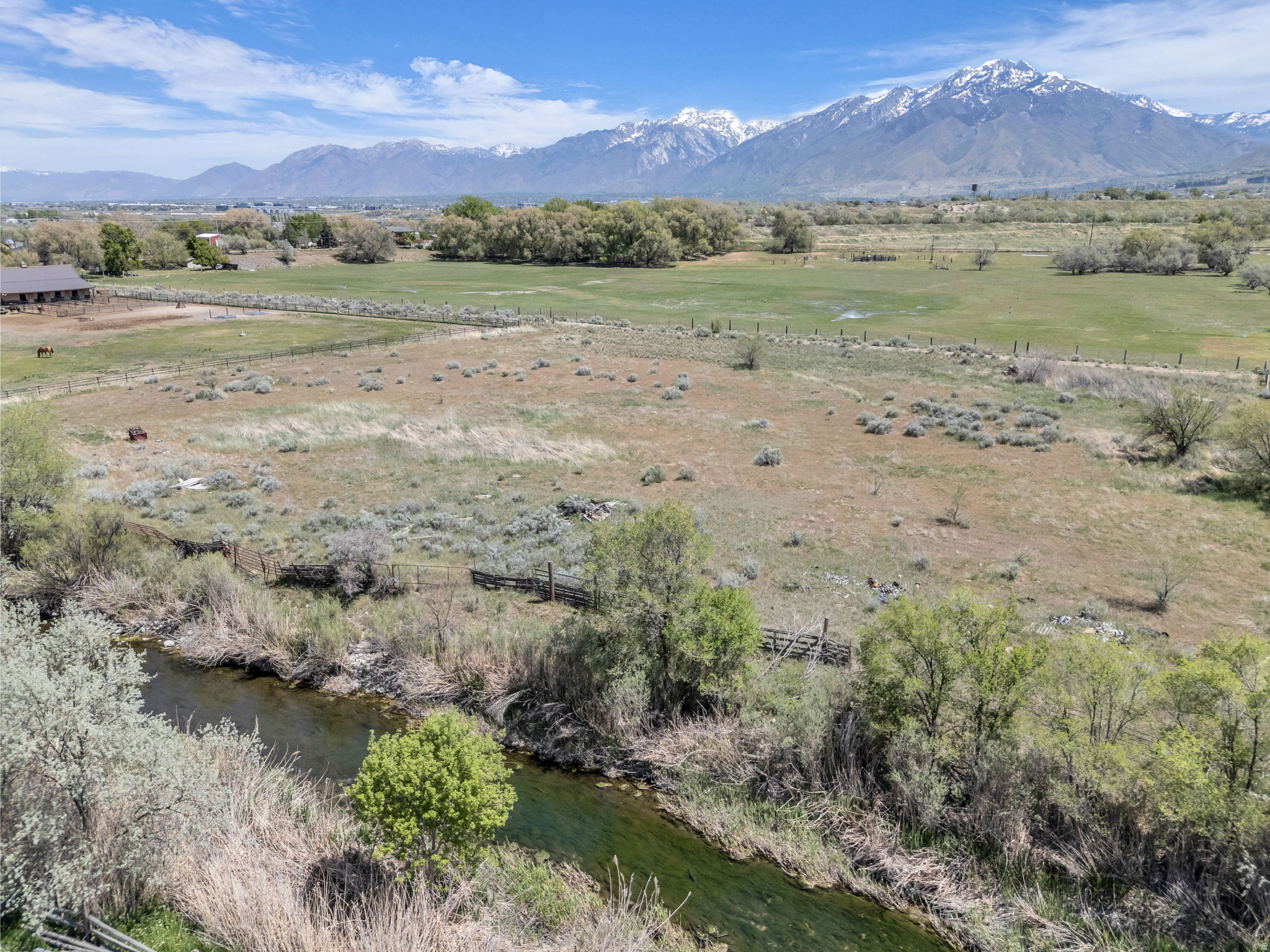main property photo 11