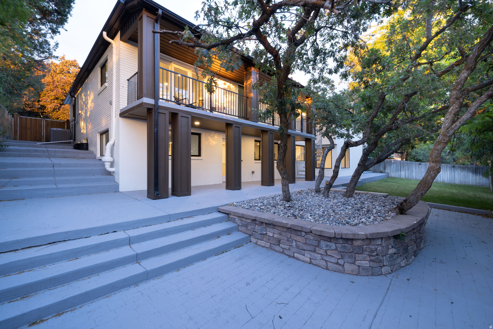 main property photo 37