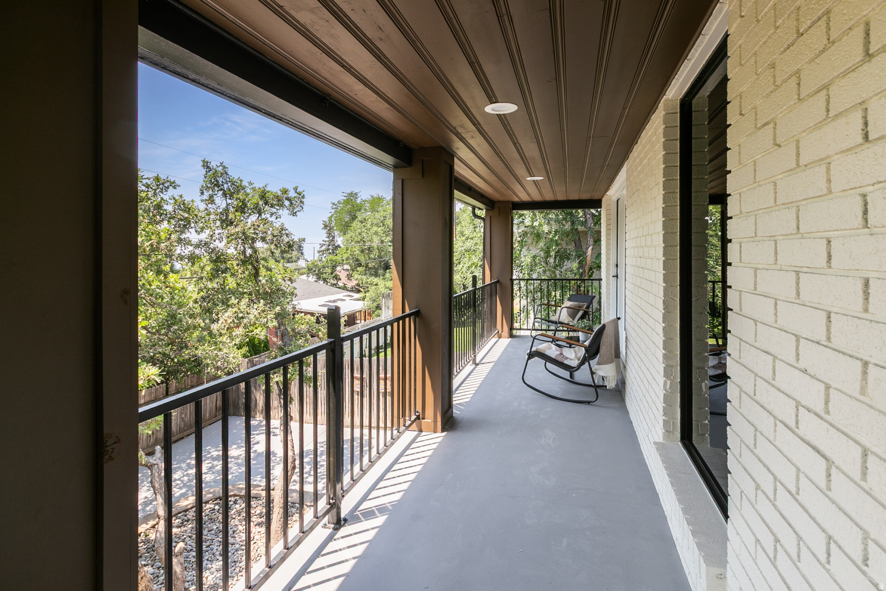 main property photo 50