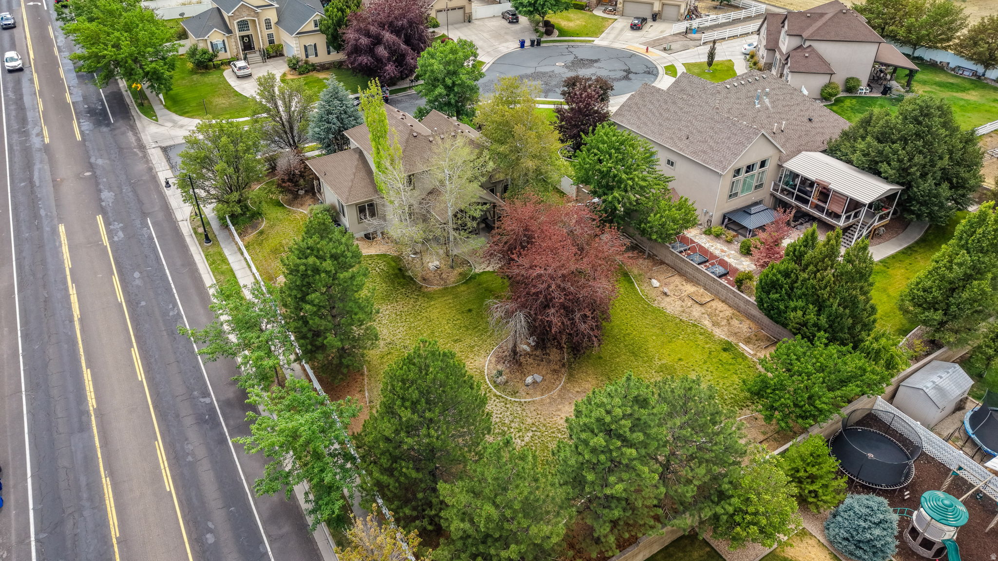main property photo 42