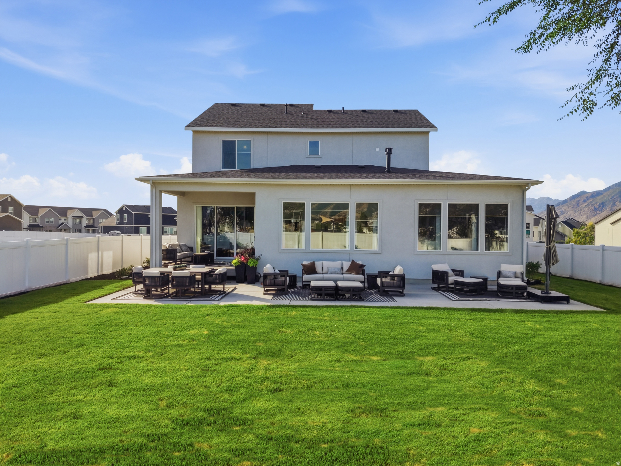 main property photo 59