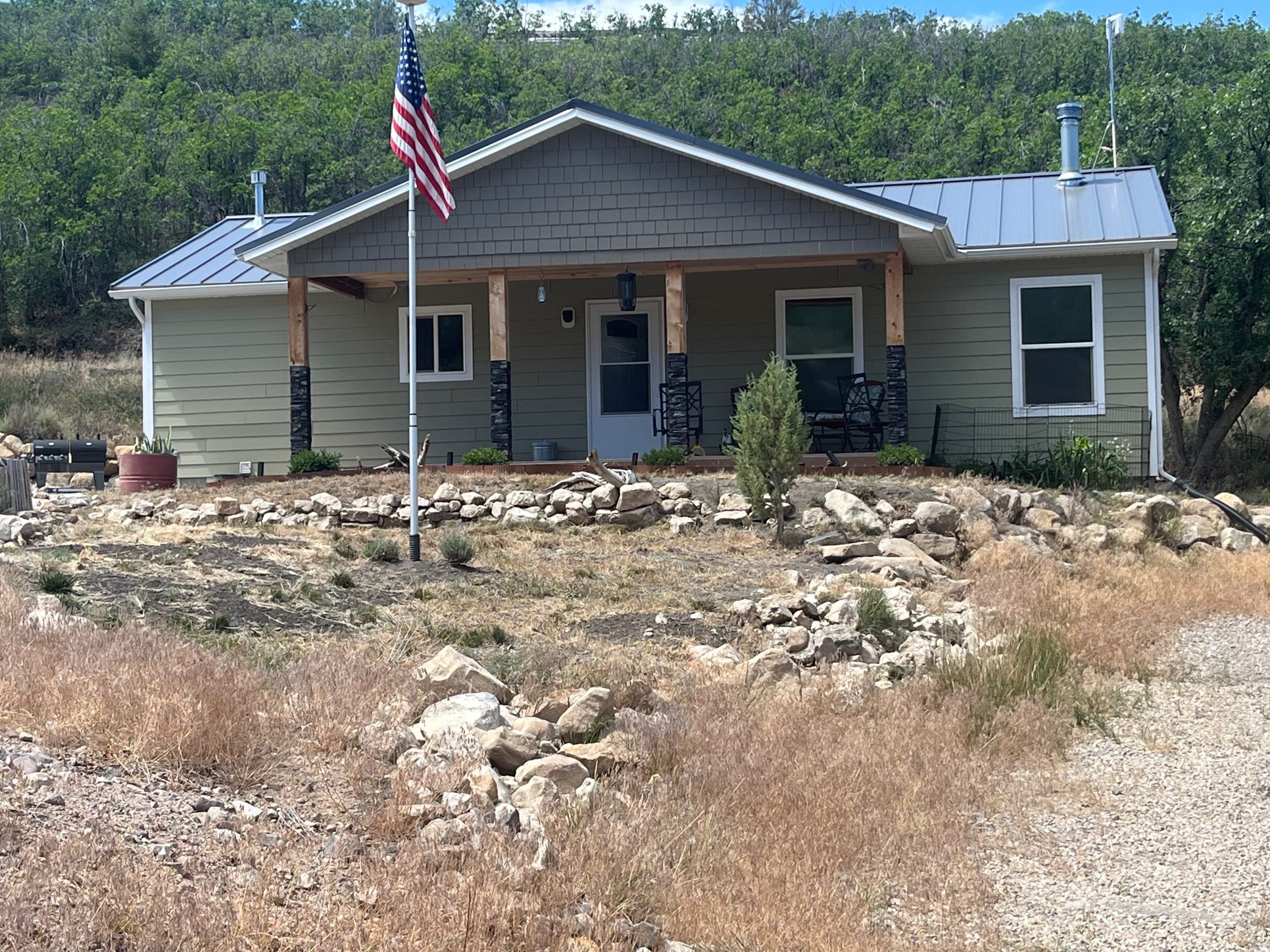 main property photo 0