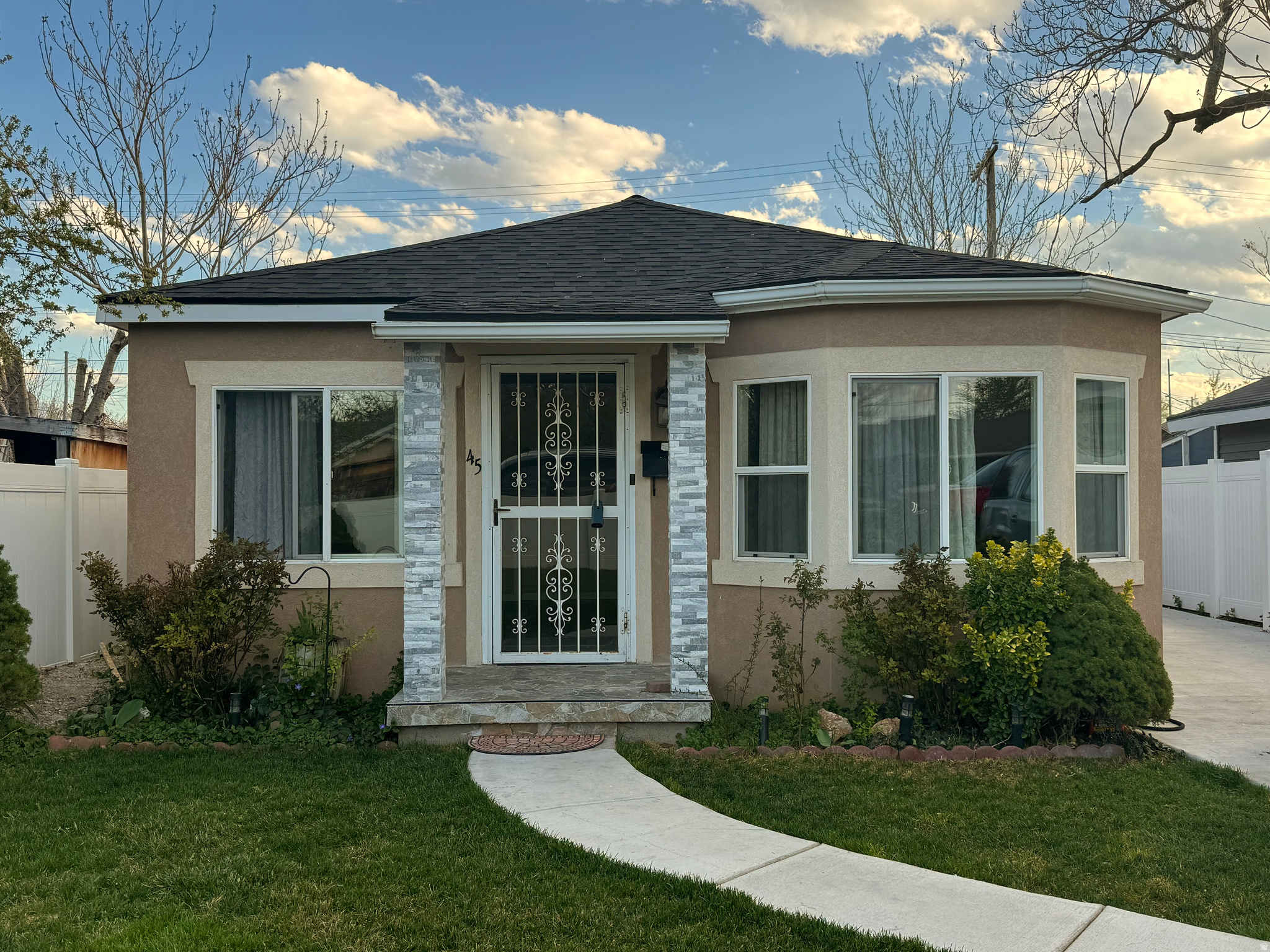 main property photo 2