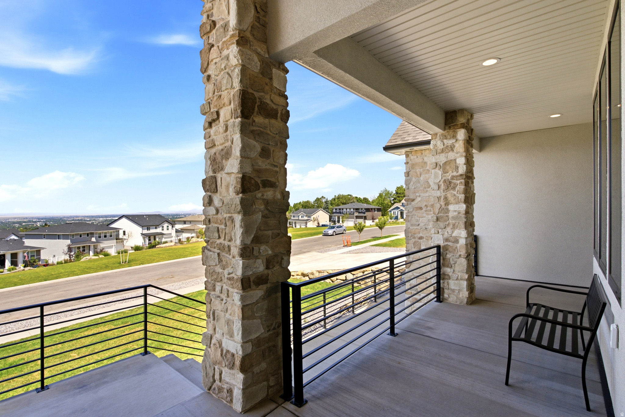 main property photo 9