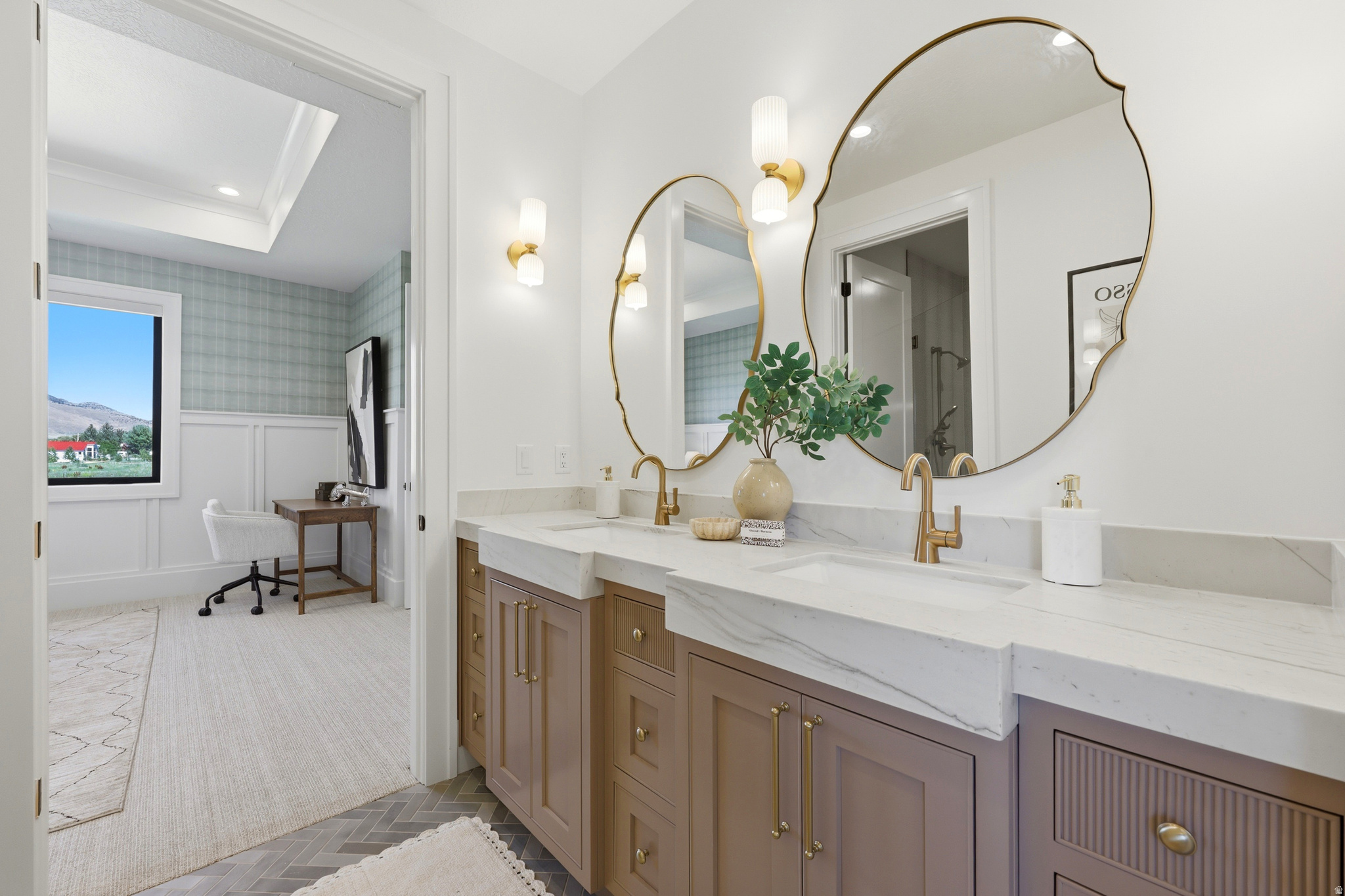 main property photo 48