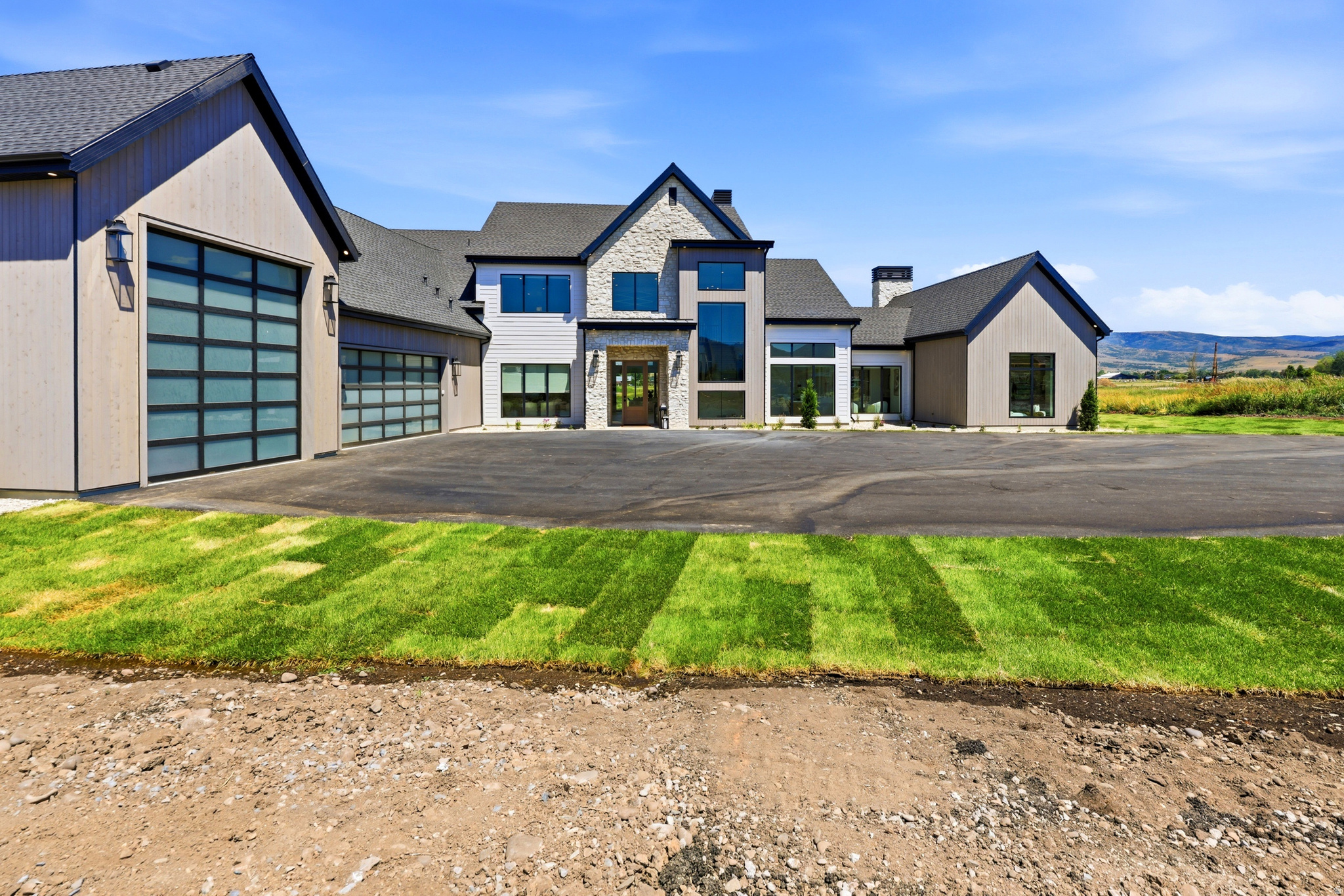 main property photo 73