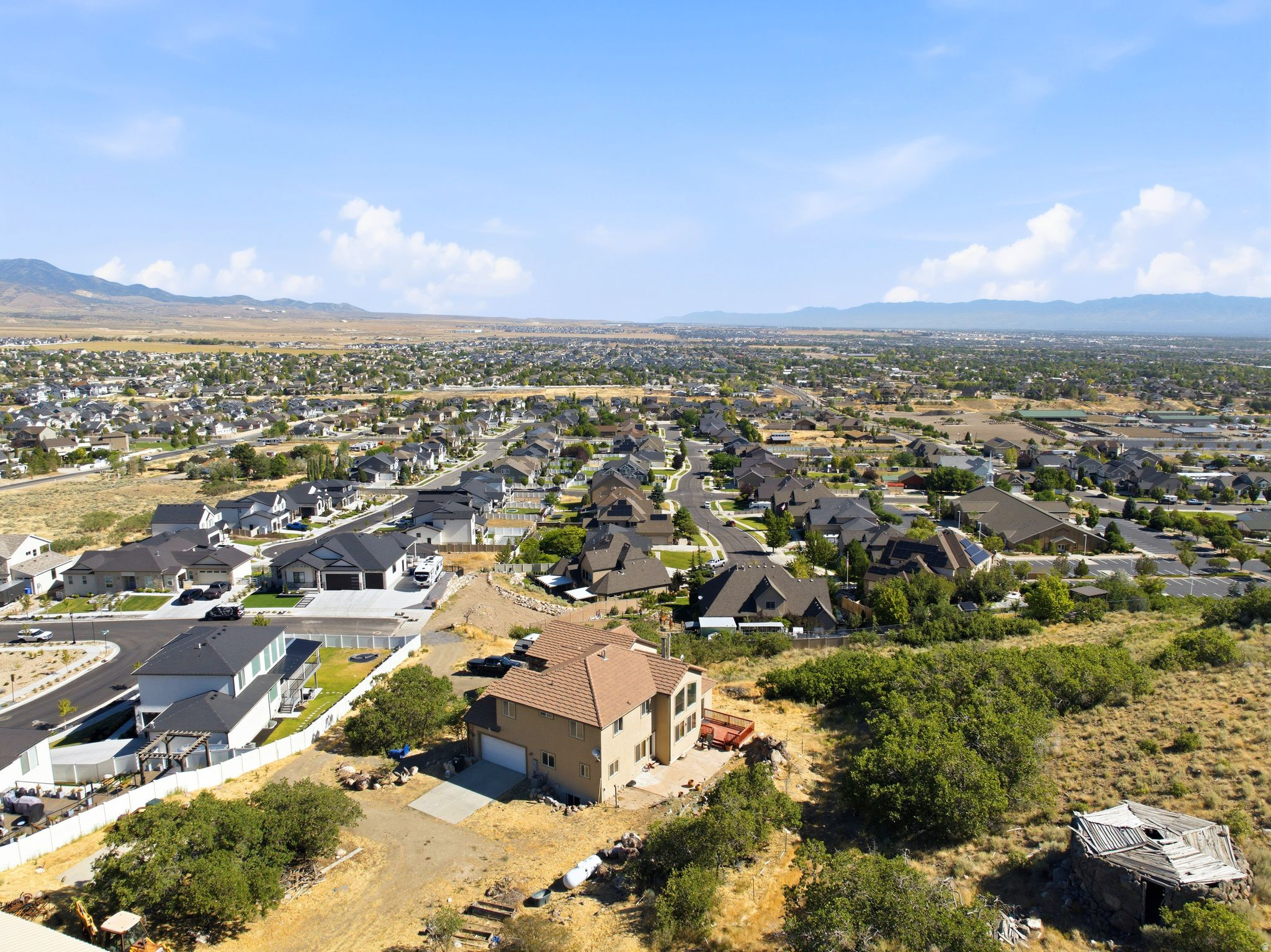 main property photo 9