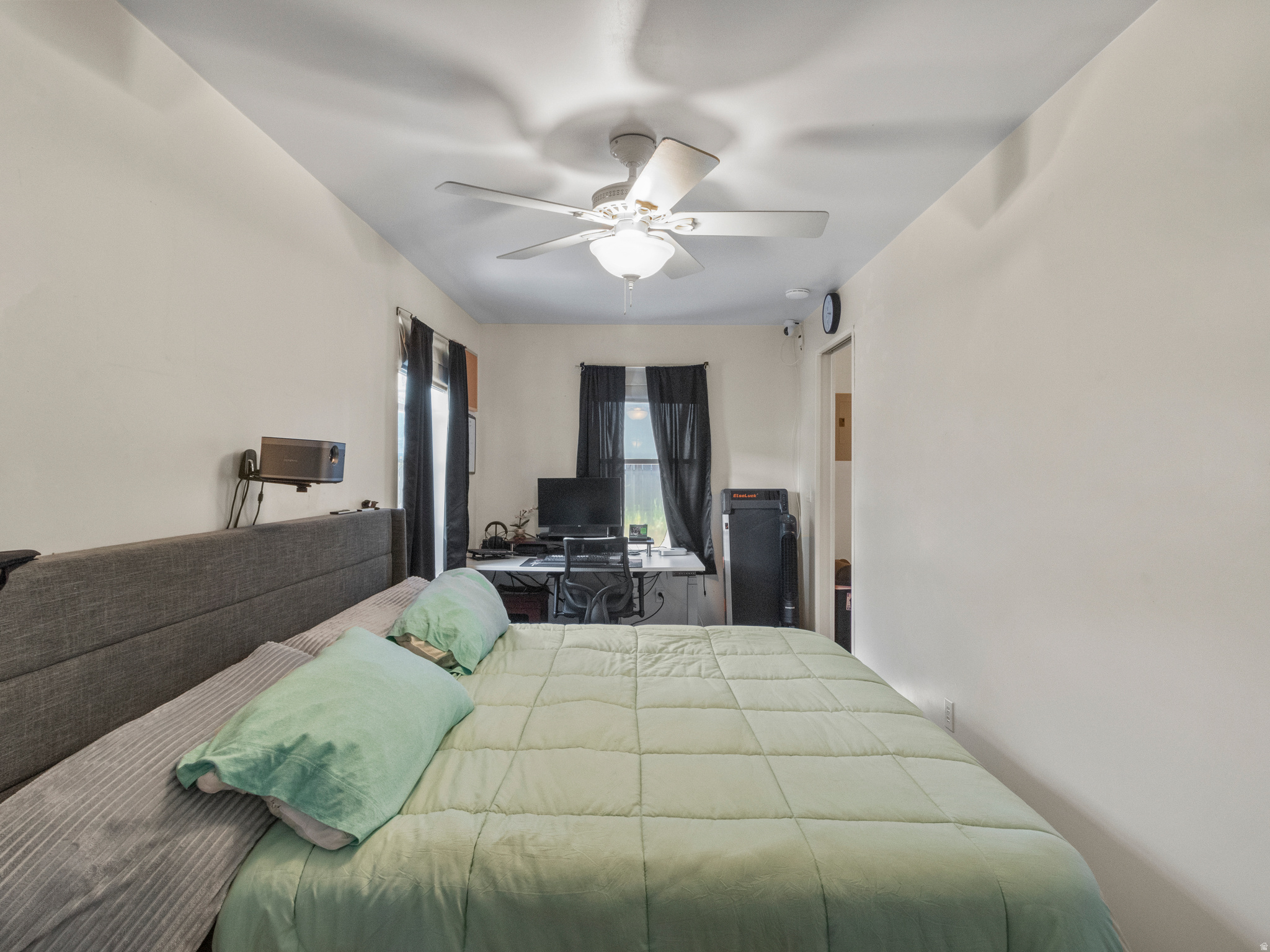 main property photo 19