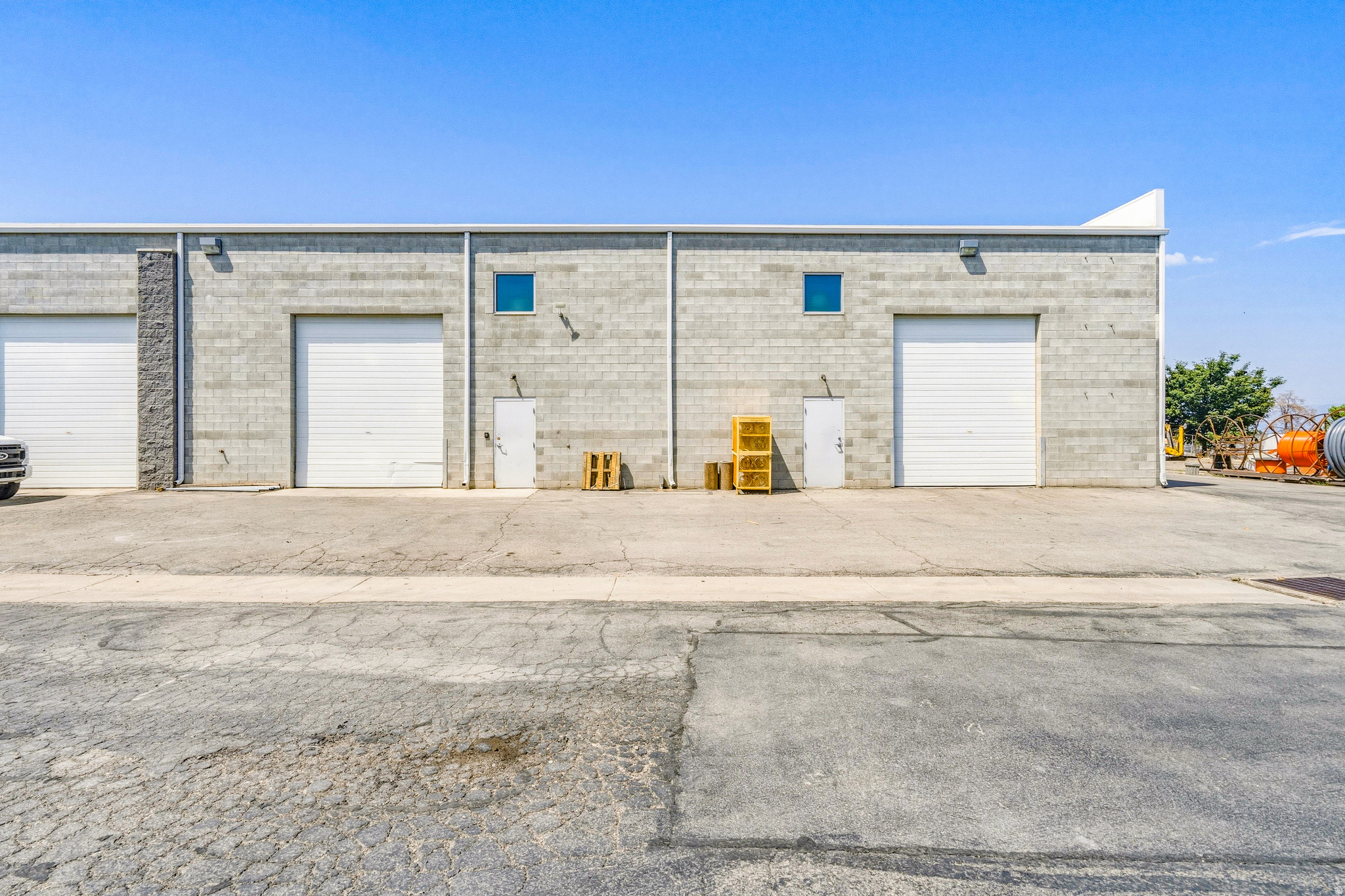 main property photo 59
