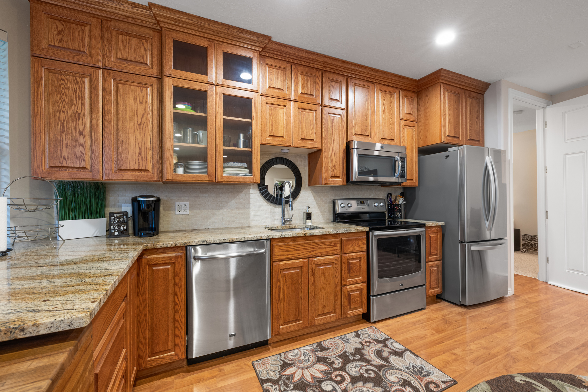 main property photo 24