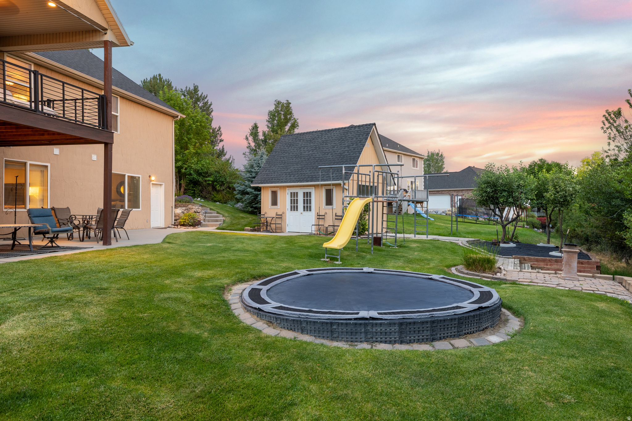 main property photo 4