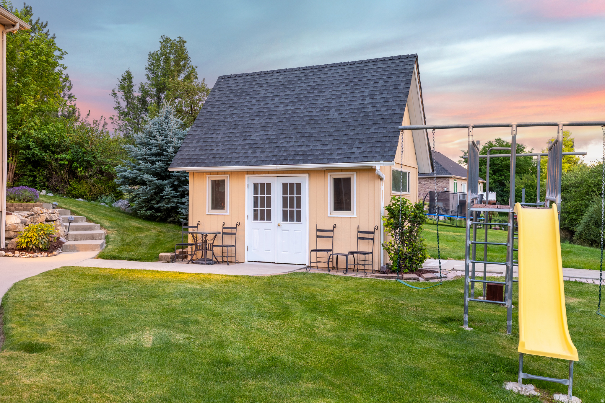 main property photo 5