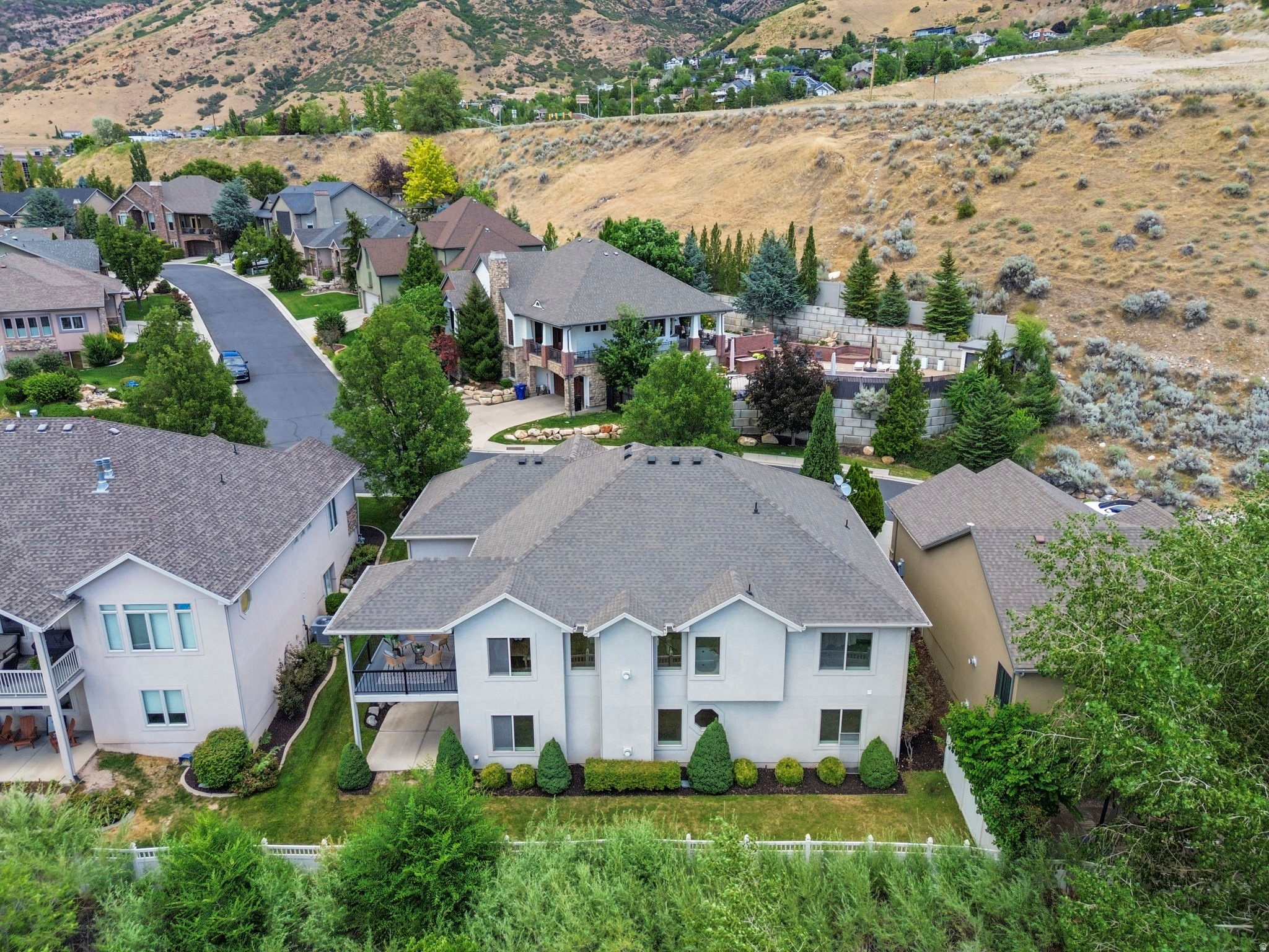 main property photo 43