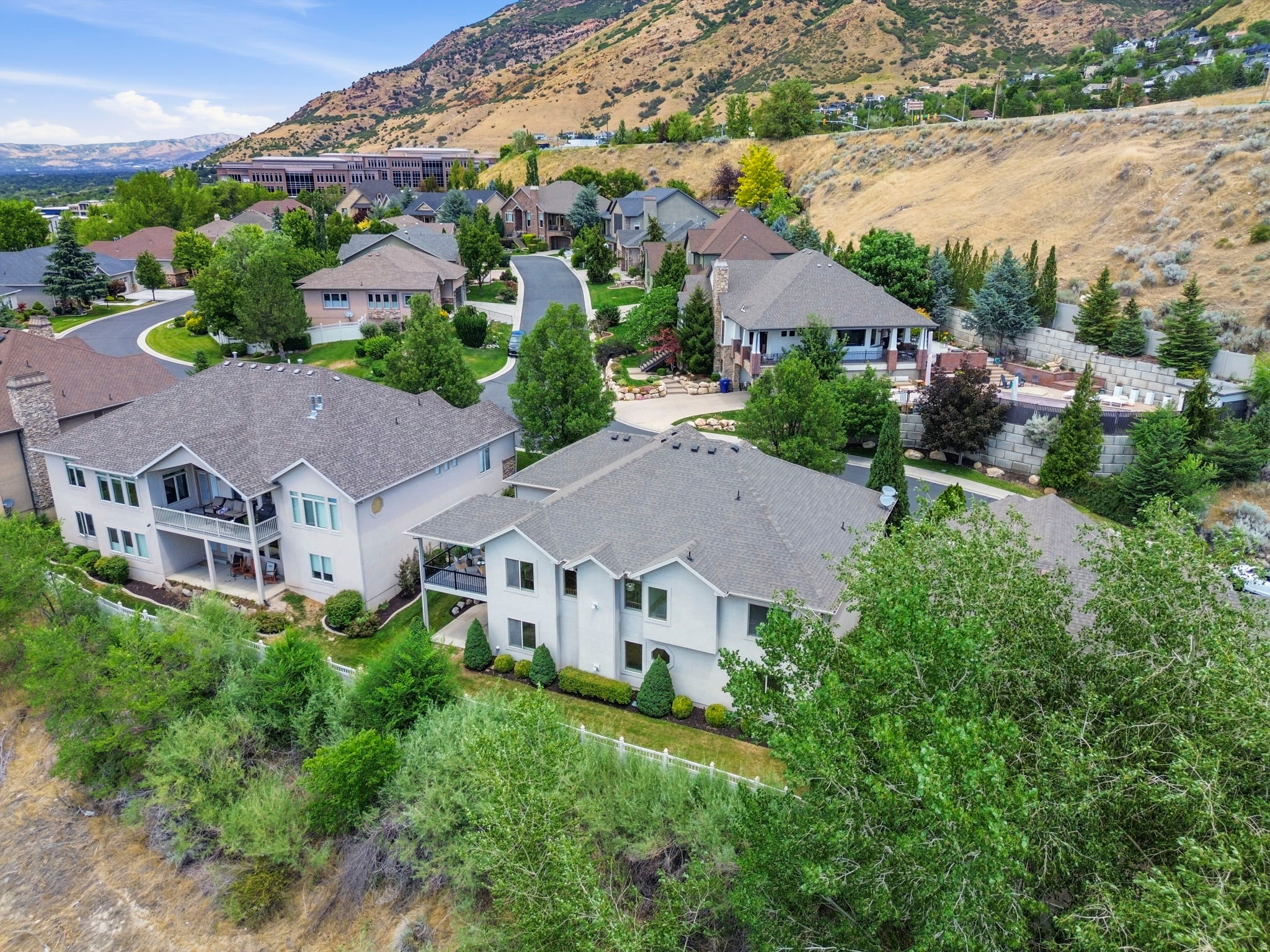 main property photo 45