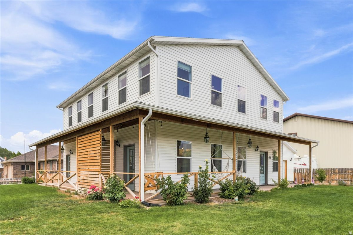 main property photo 16