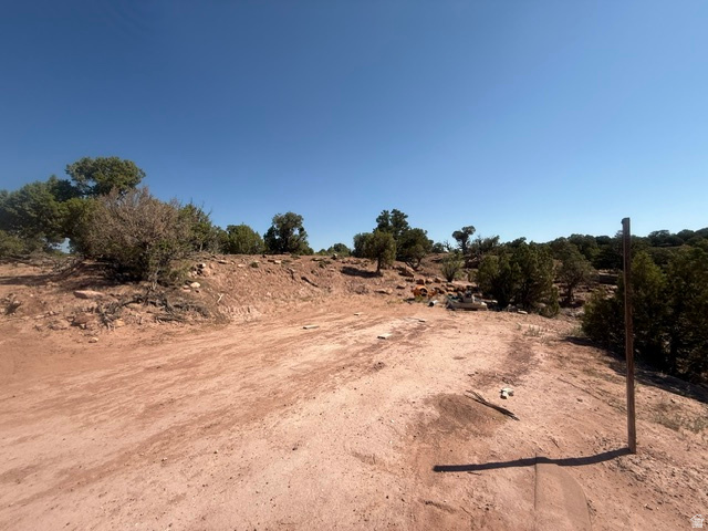 main property photo 11