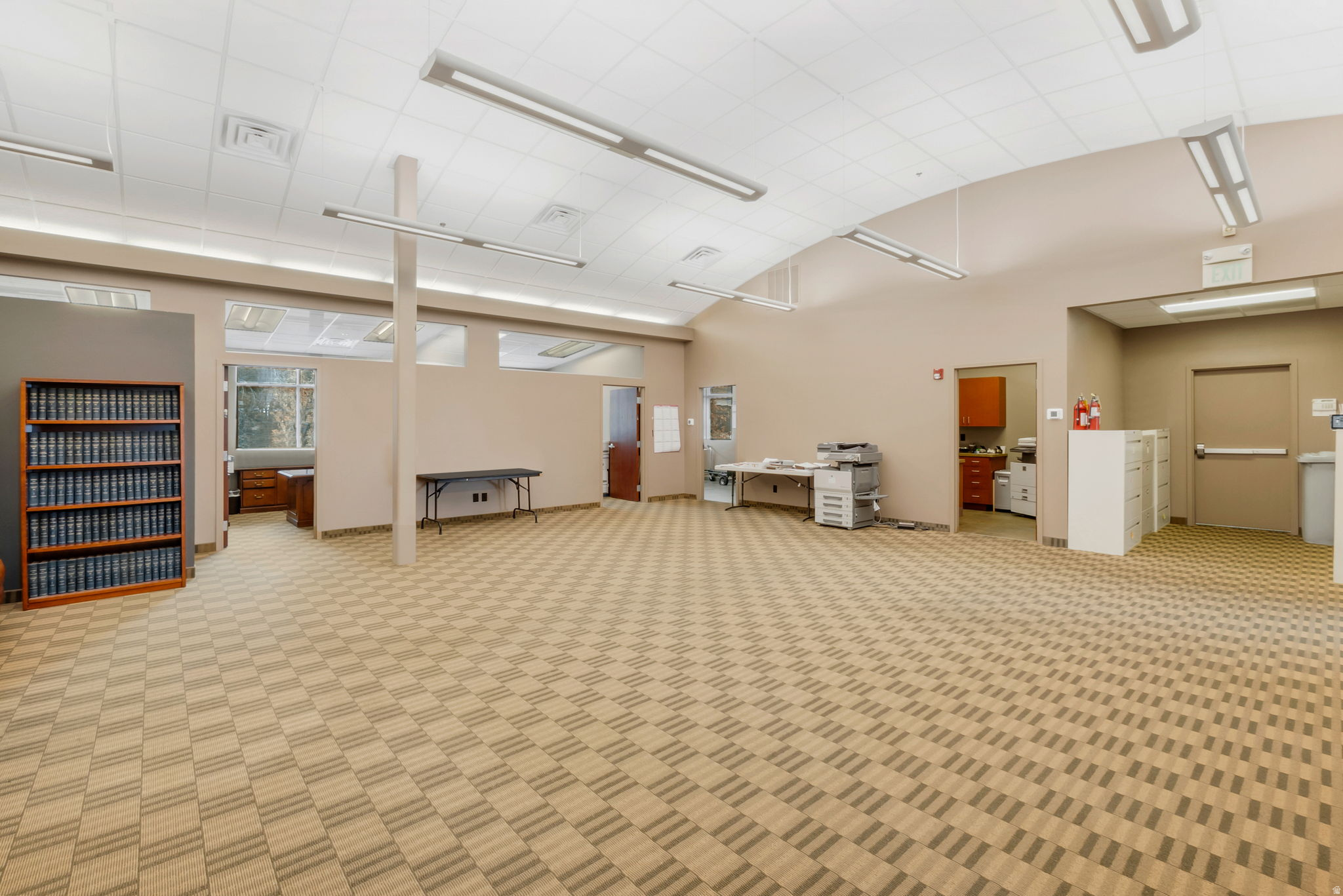 main property photo 12