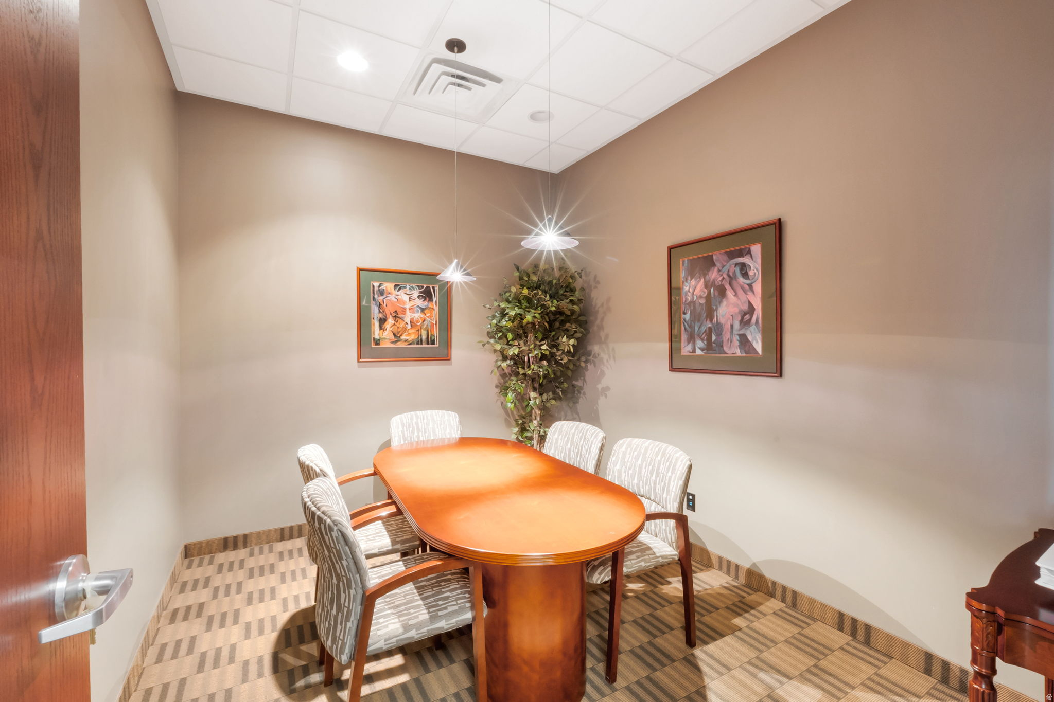 main property photo 8
