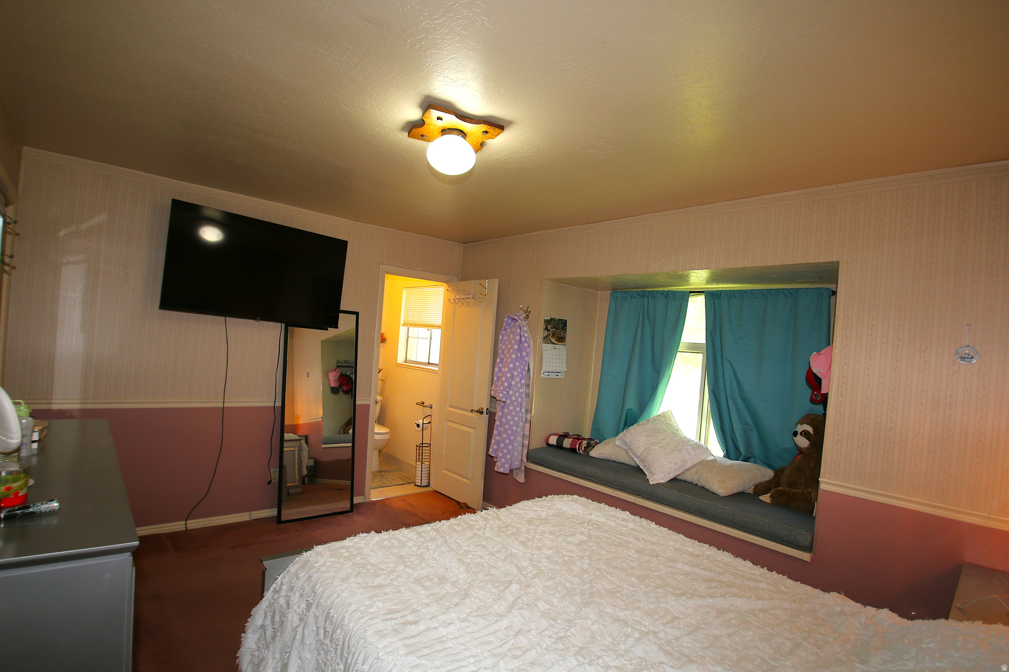 main property photo 27