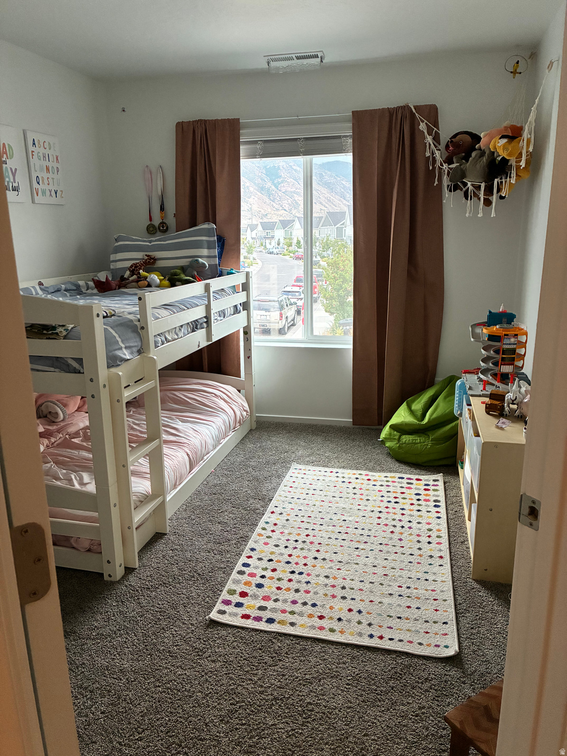 main property photo 10