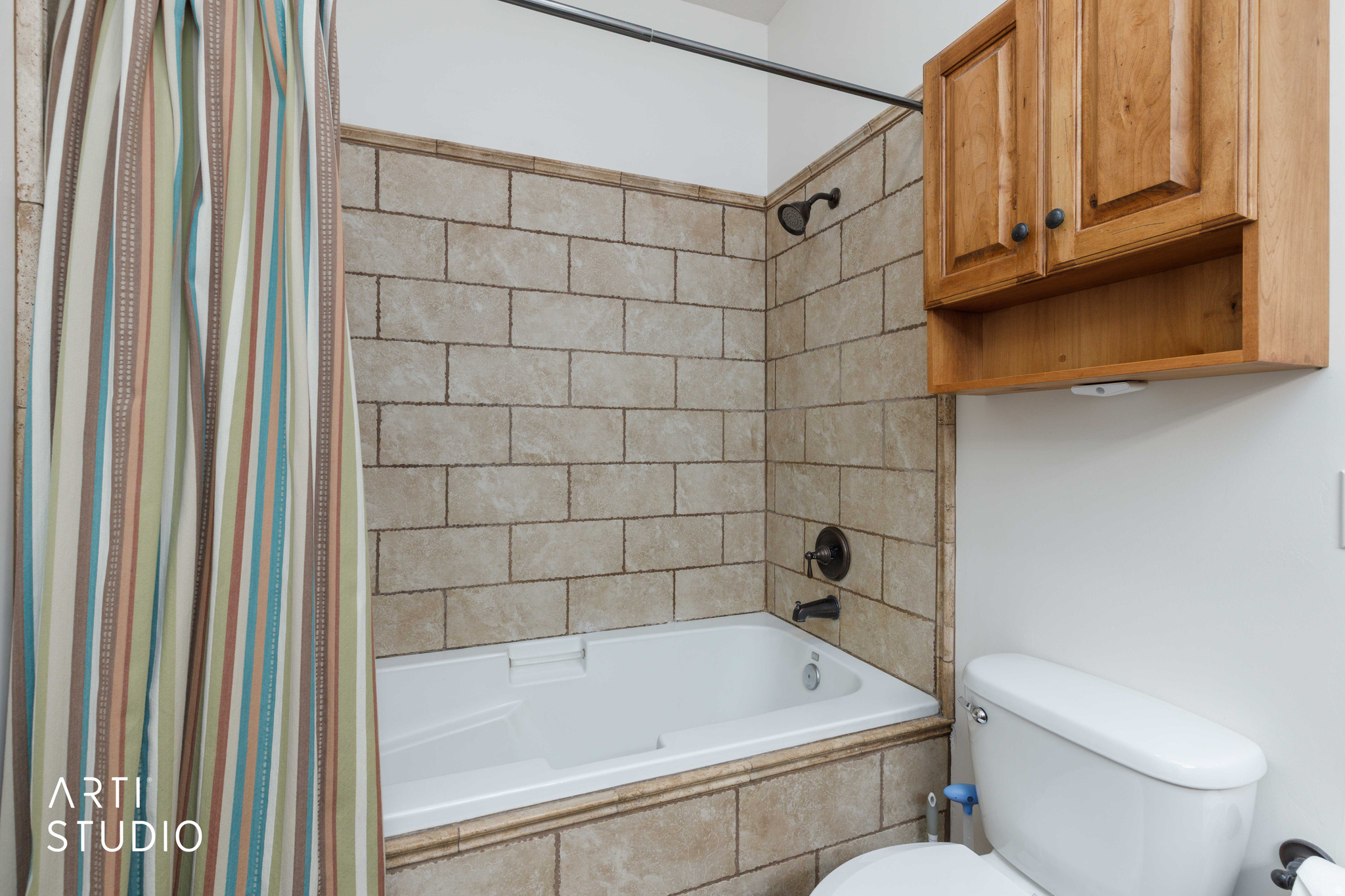 main property photo 13