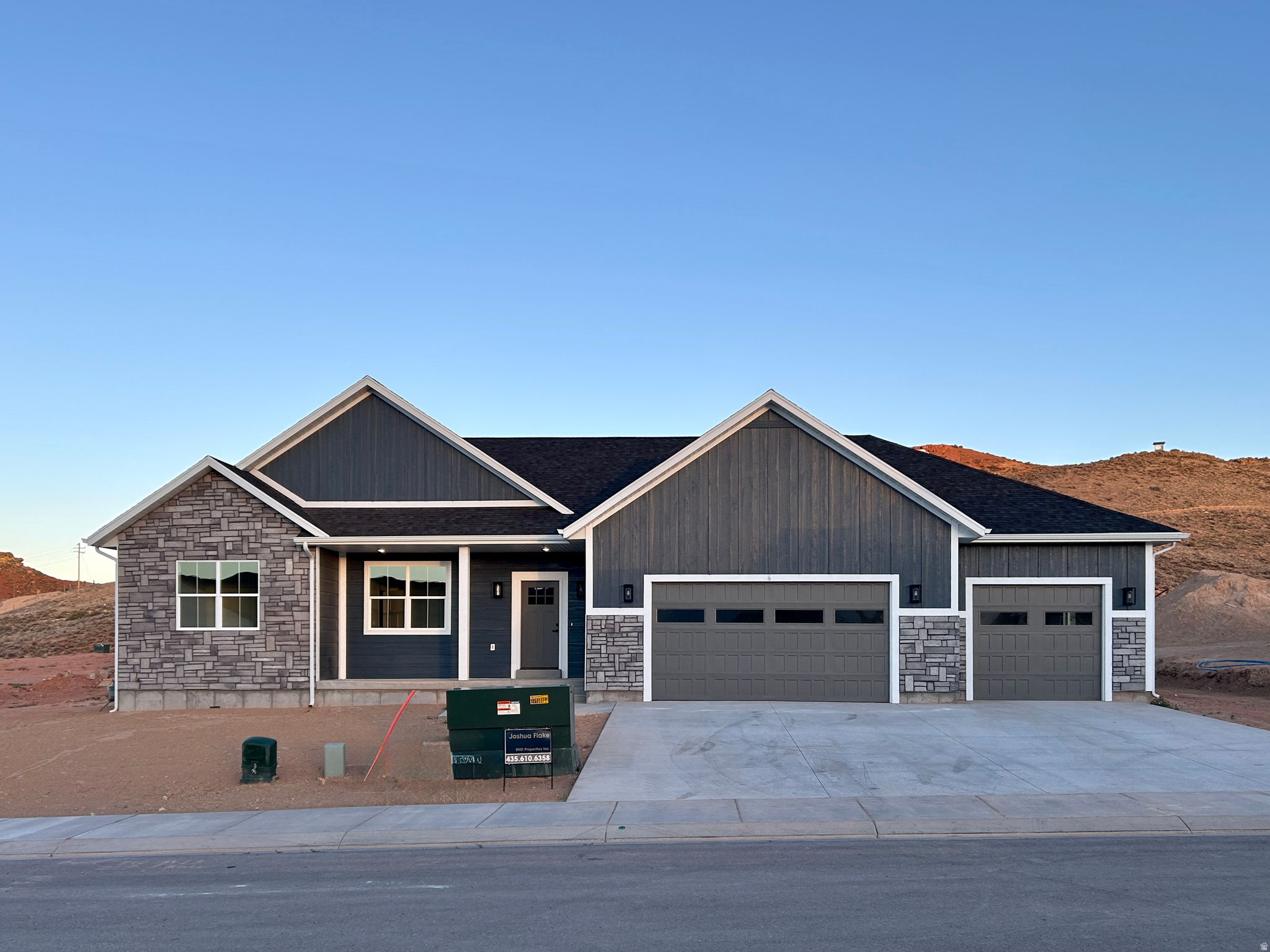 main property photo 0