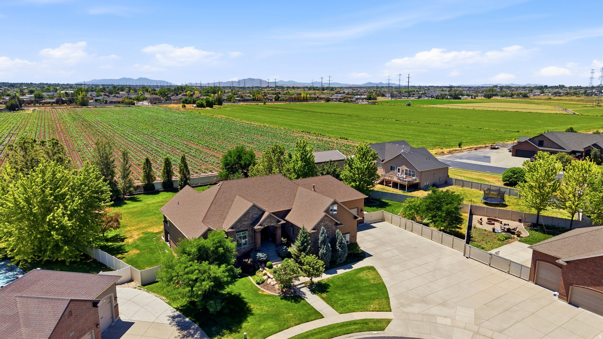 main property photo 59