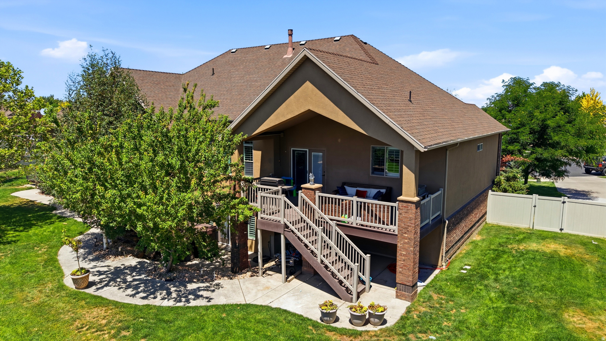 main property photo 70