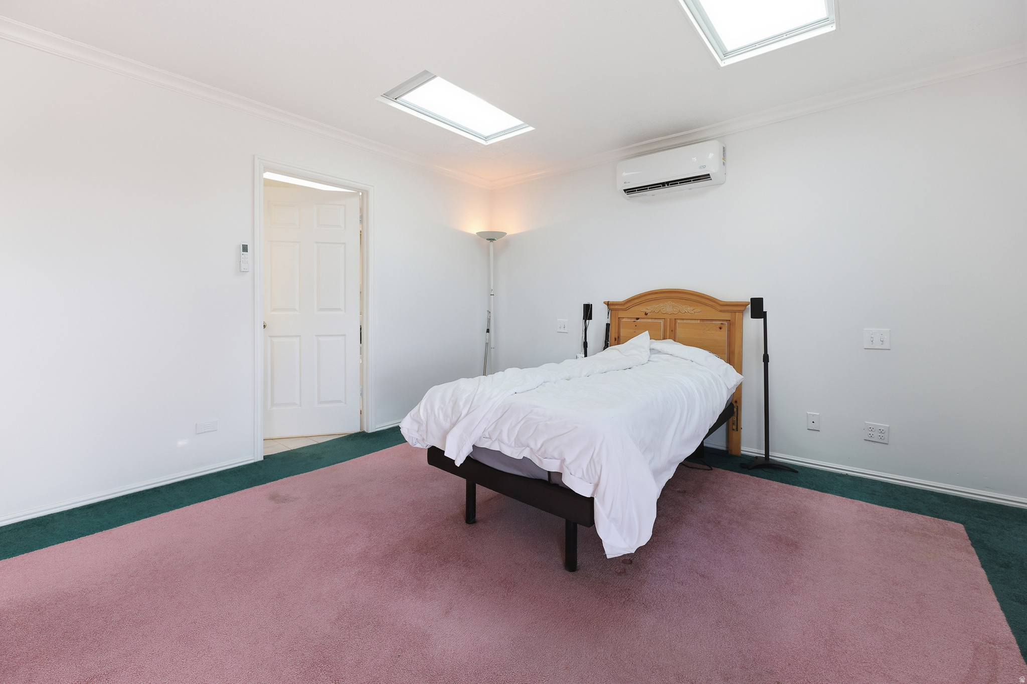 main property photo 40