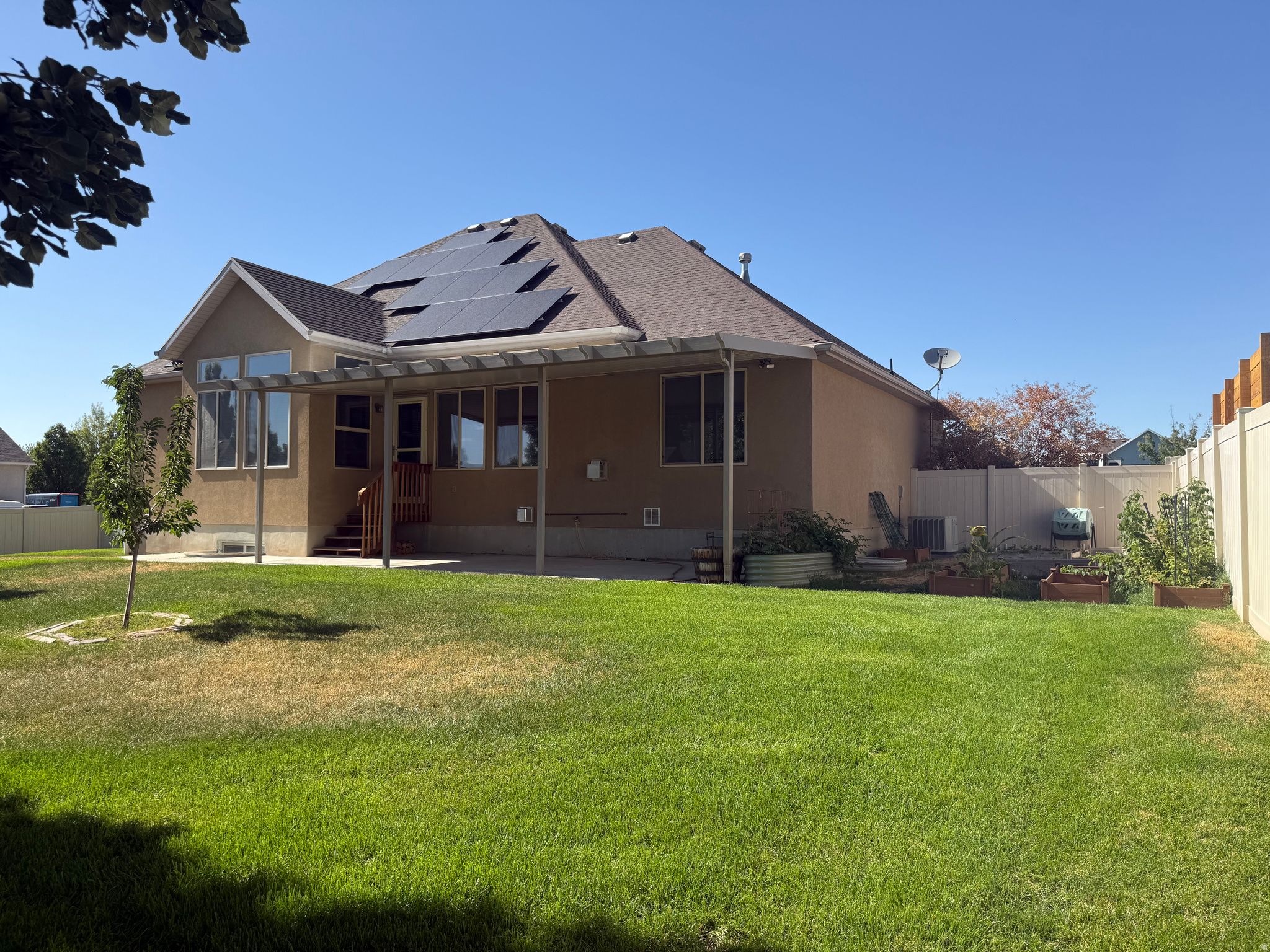 main property photo 38