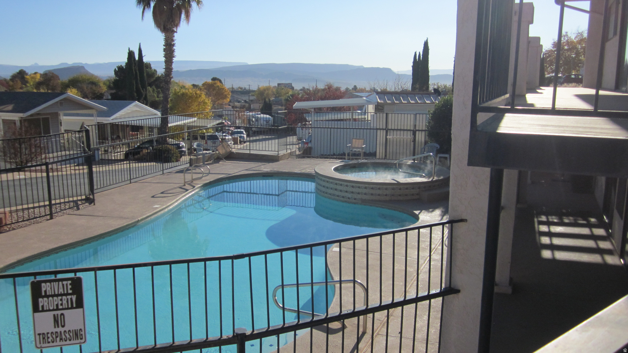 main property photo 18