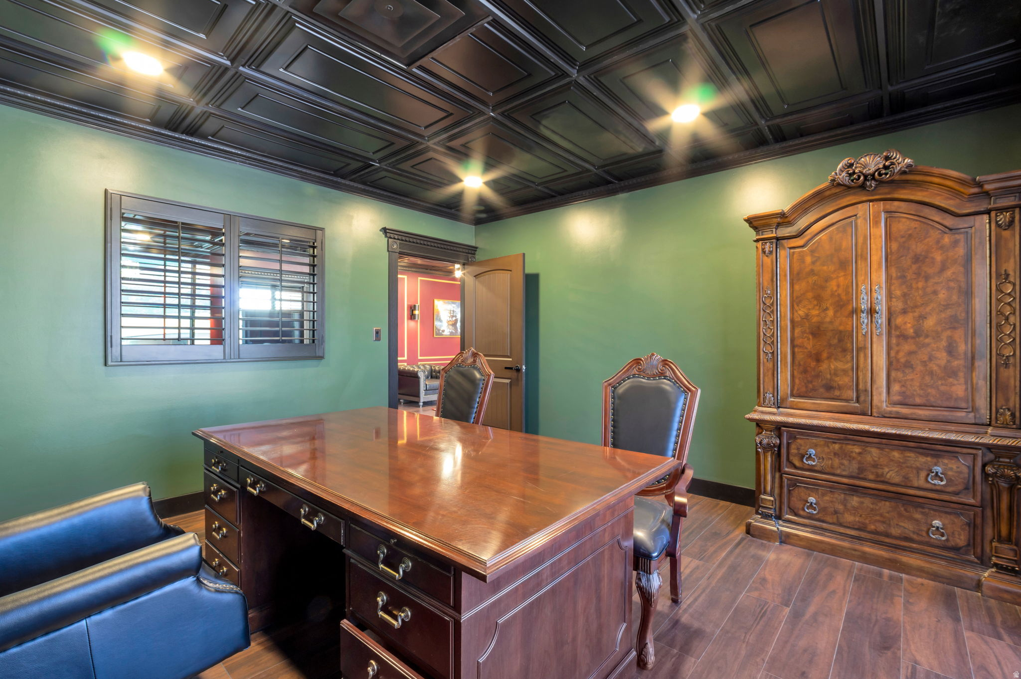 main property photo 24