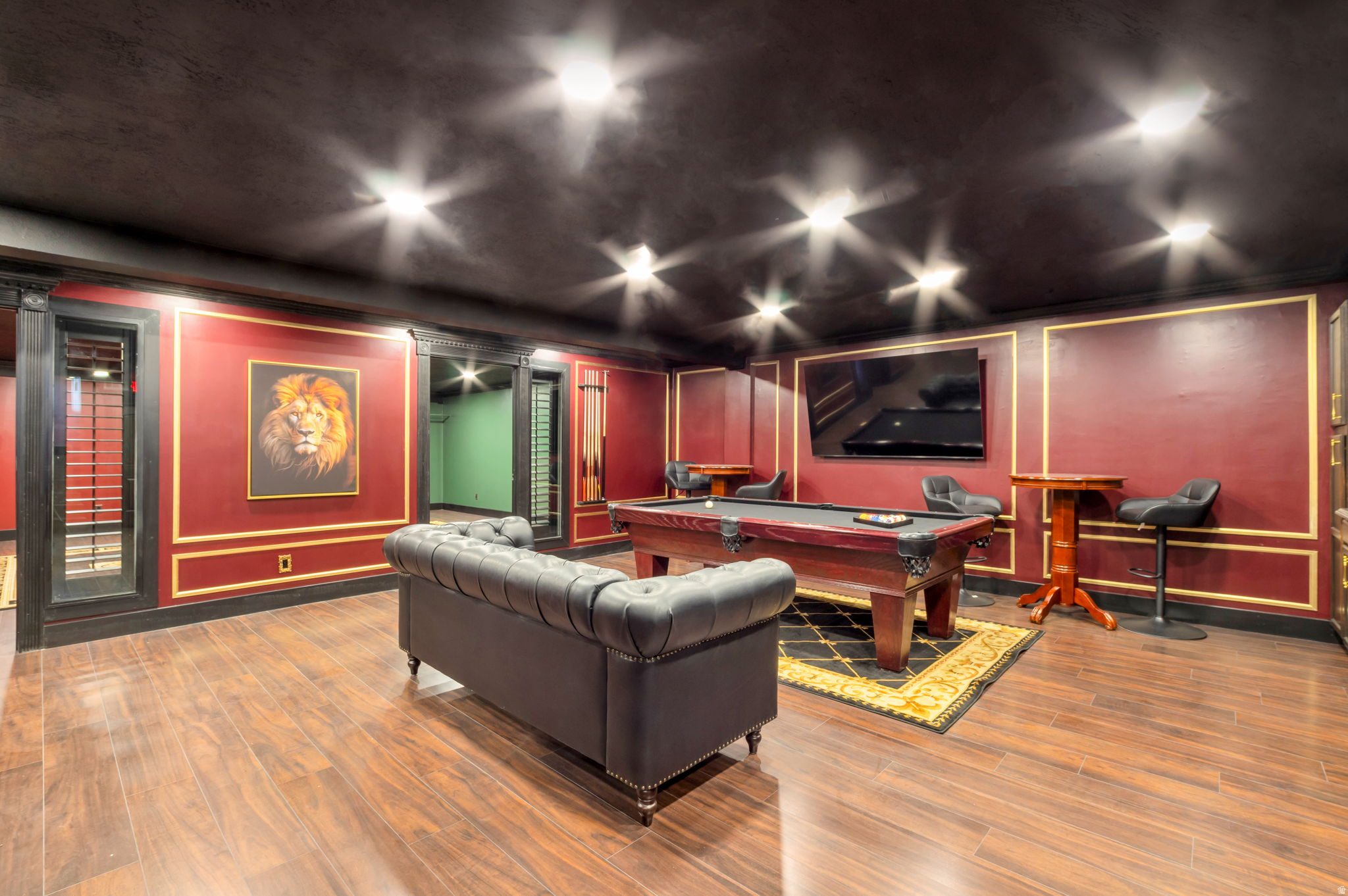 main property photo 25
