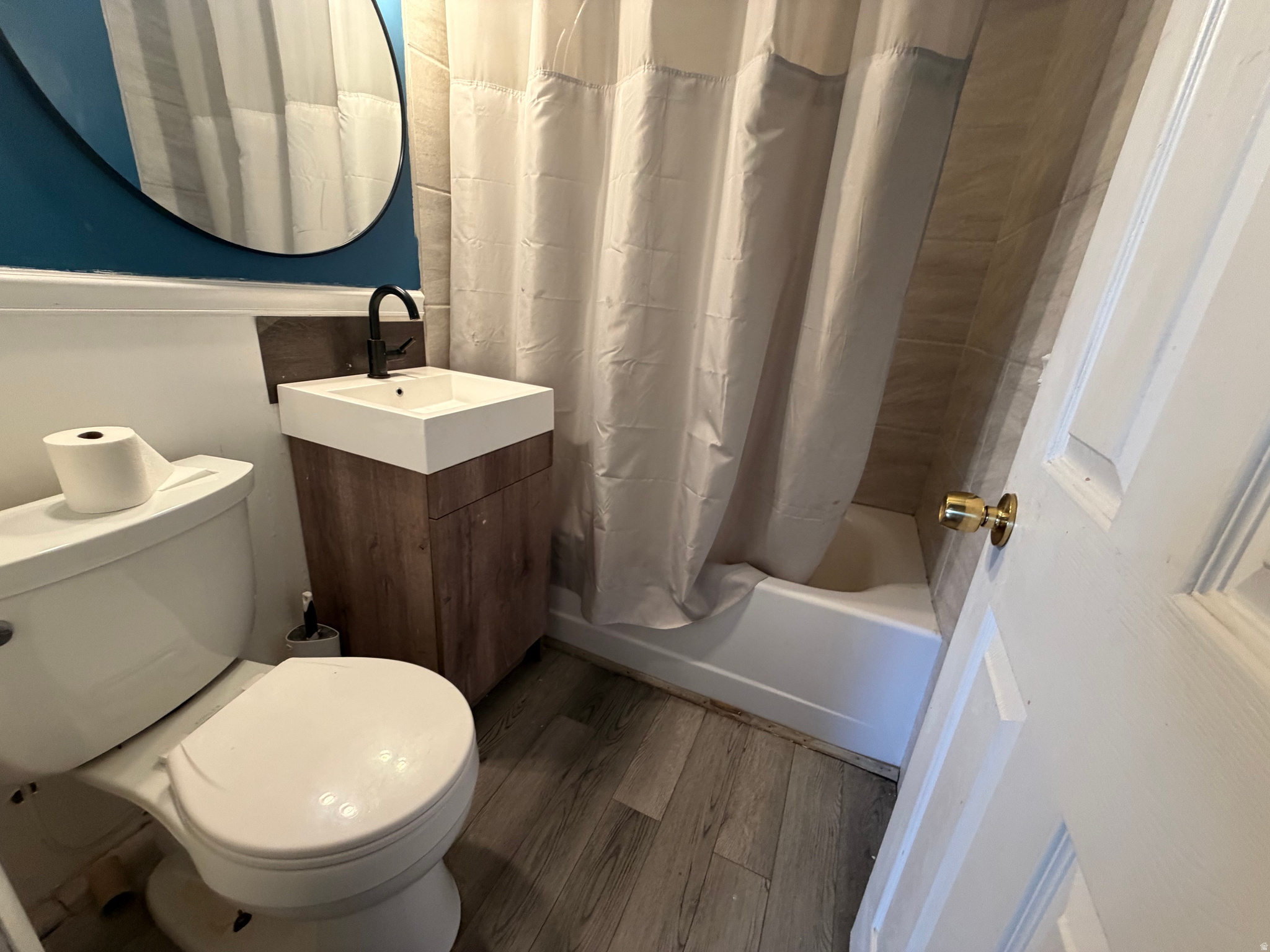 main property photo 19