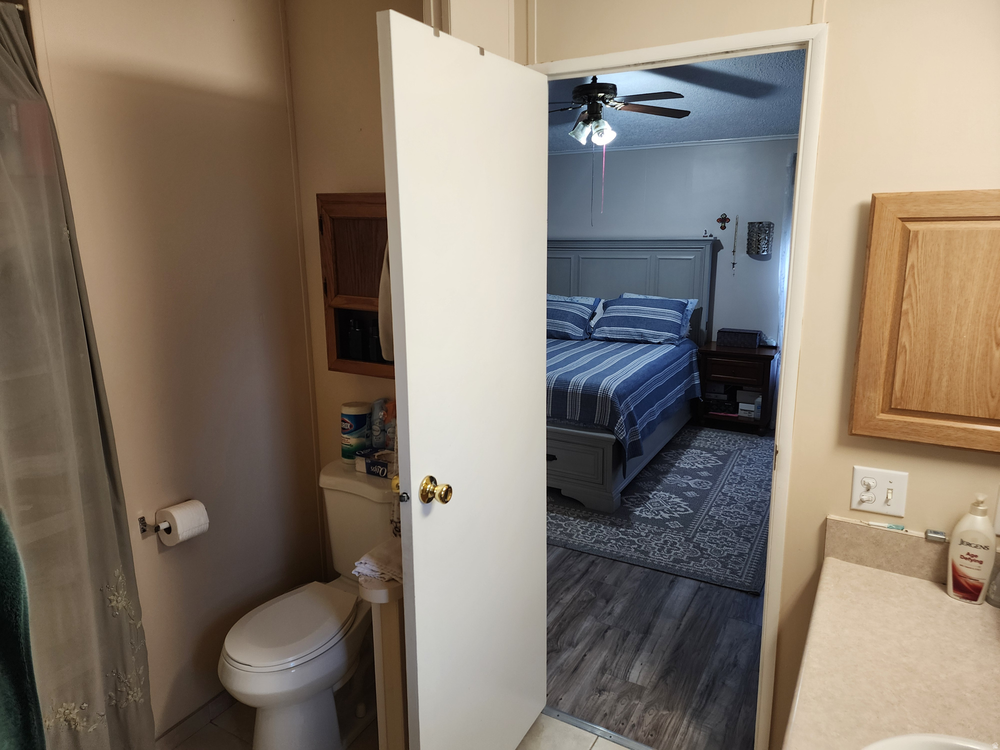 main property photo 14