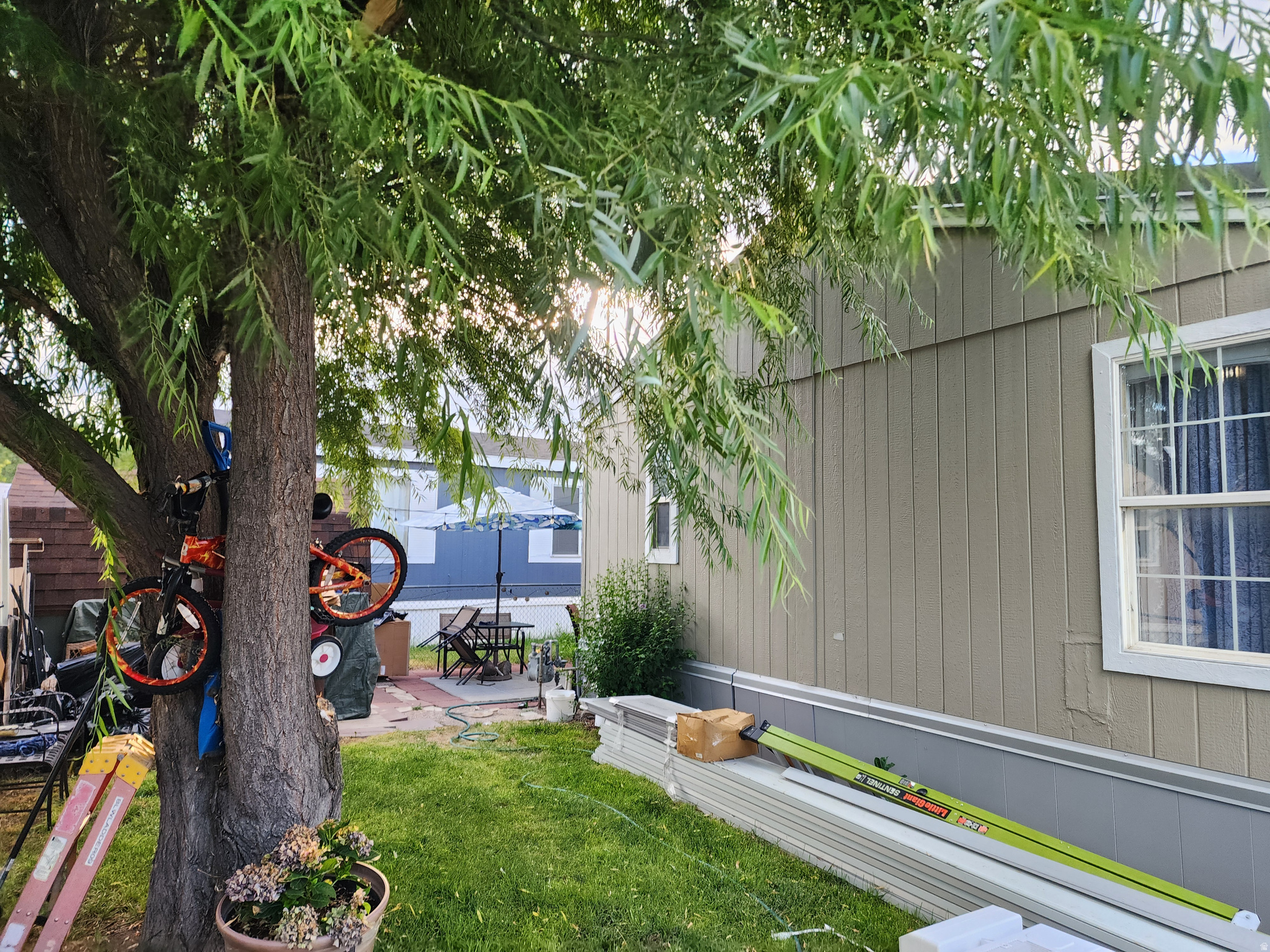 main property photo 22