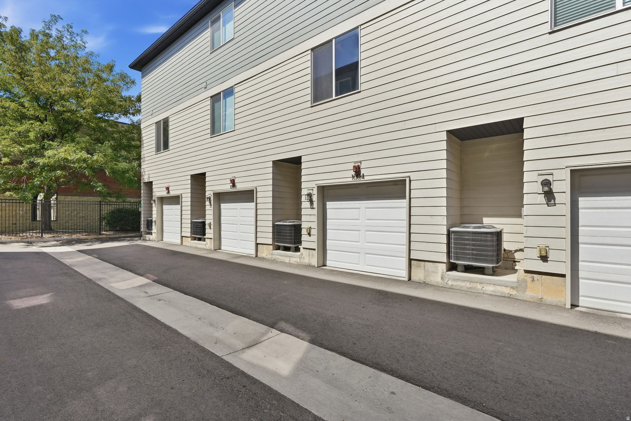 main property photo 19
